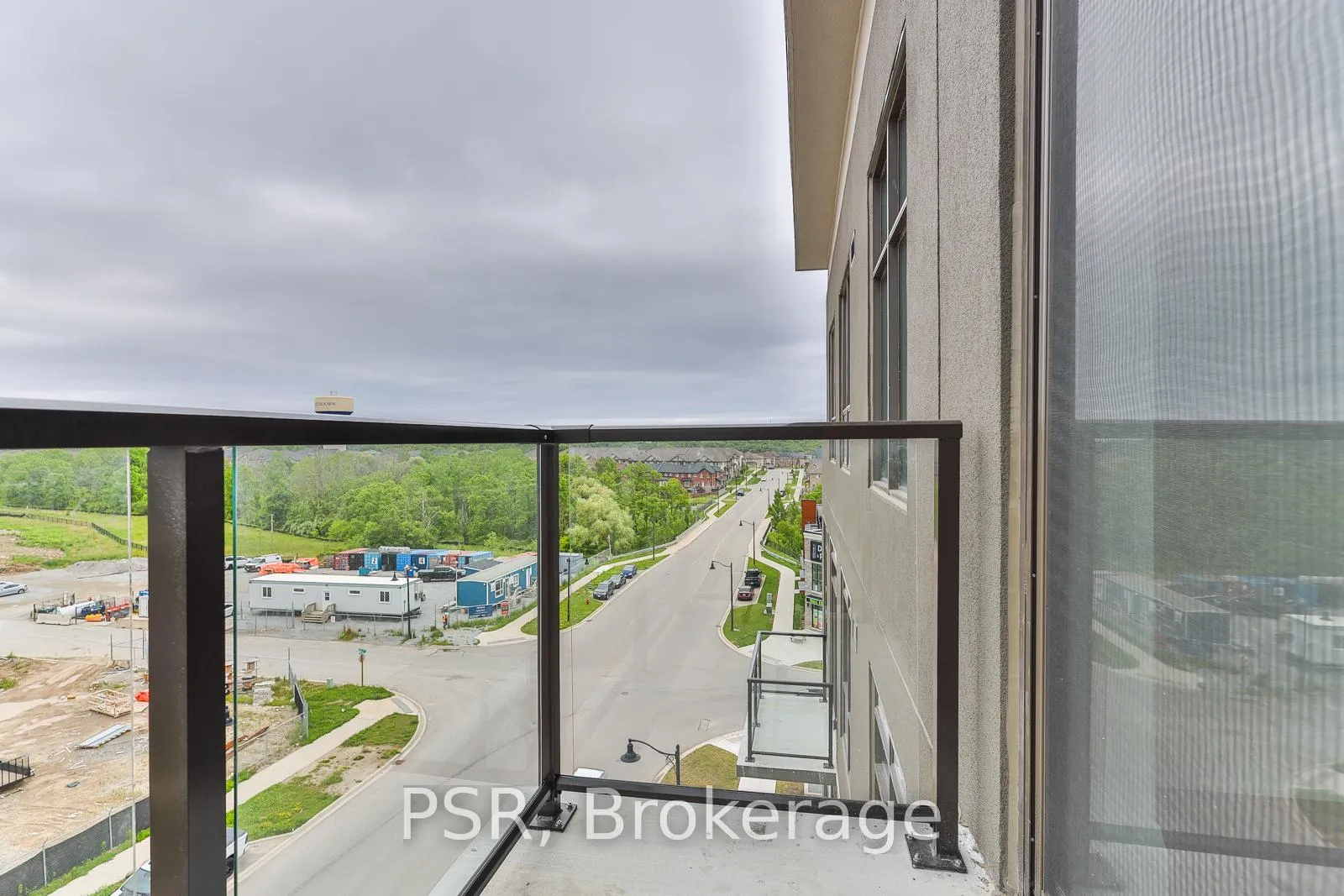 Photo 23 of Unit 624, 10 Mallard Trail, Hamilton, Waterdown — HOMEH