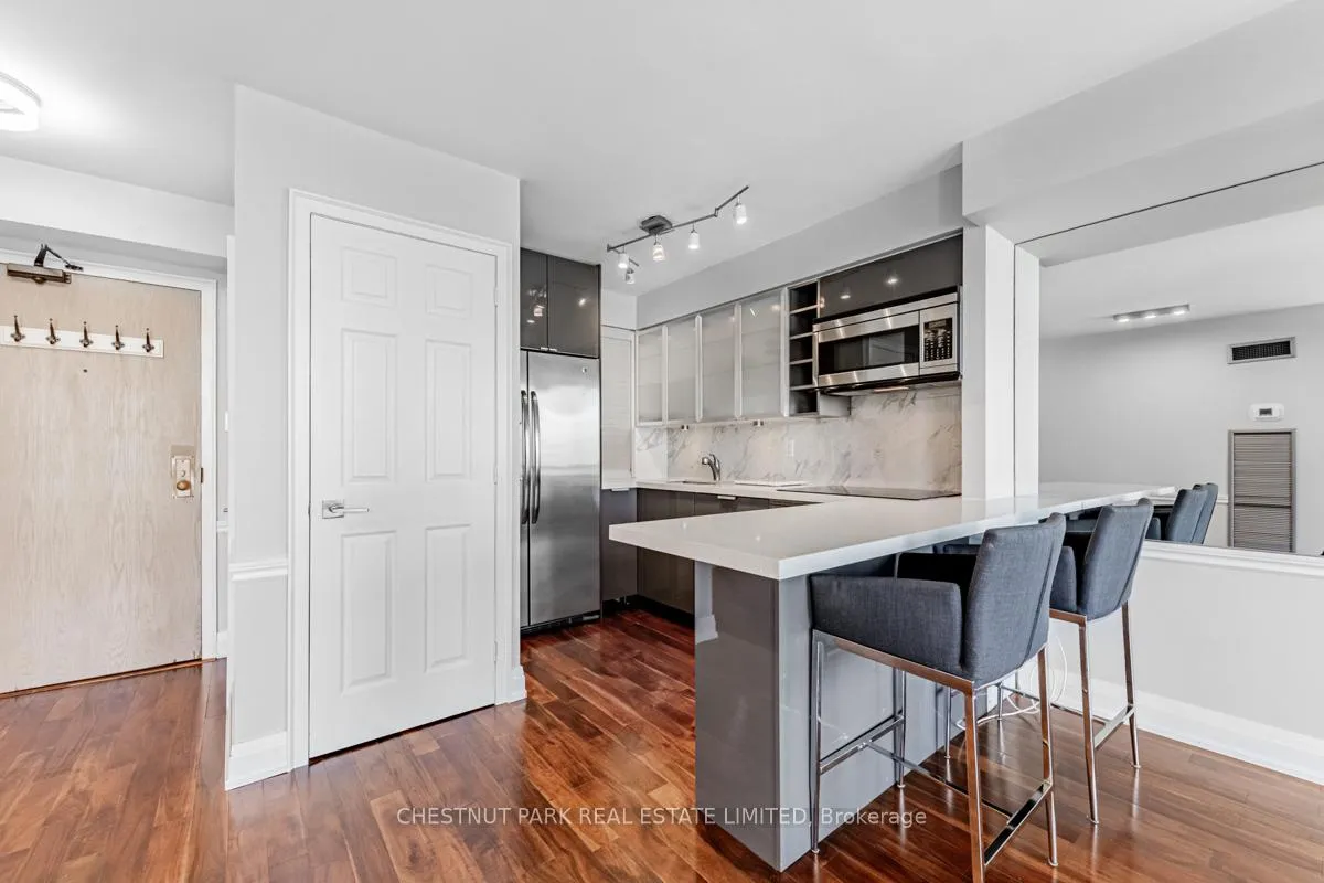 Photo 3 of Unit 1205, 40 Scollard Street, Toronto, The Annex — HOMEH