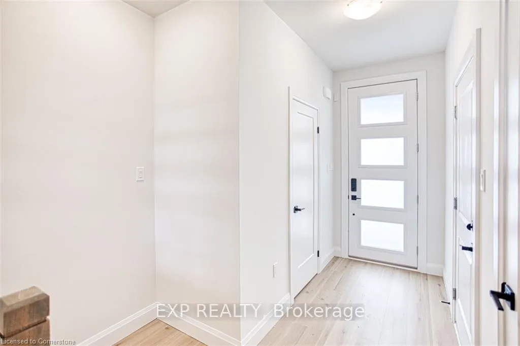 Photo 2 of 69 Bensley Lane, Hamilton, Mountview — HOMEH