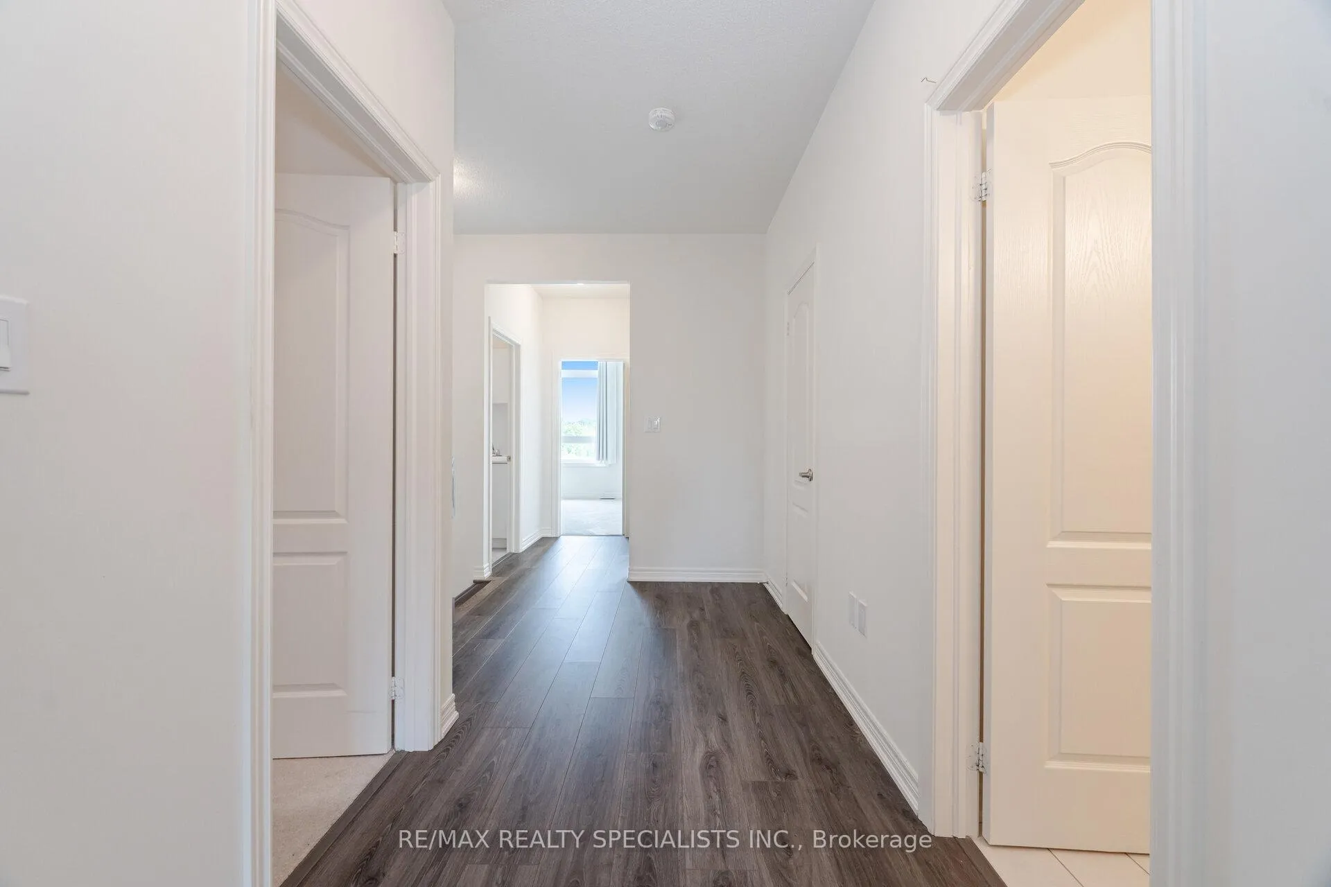 Photo 16 of 311 Great Falls Boulevard, Hamilton, Waterdown — HOMEH