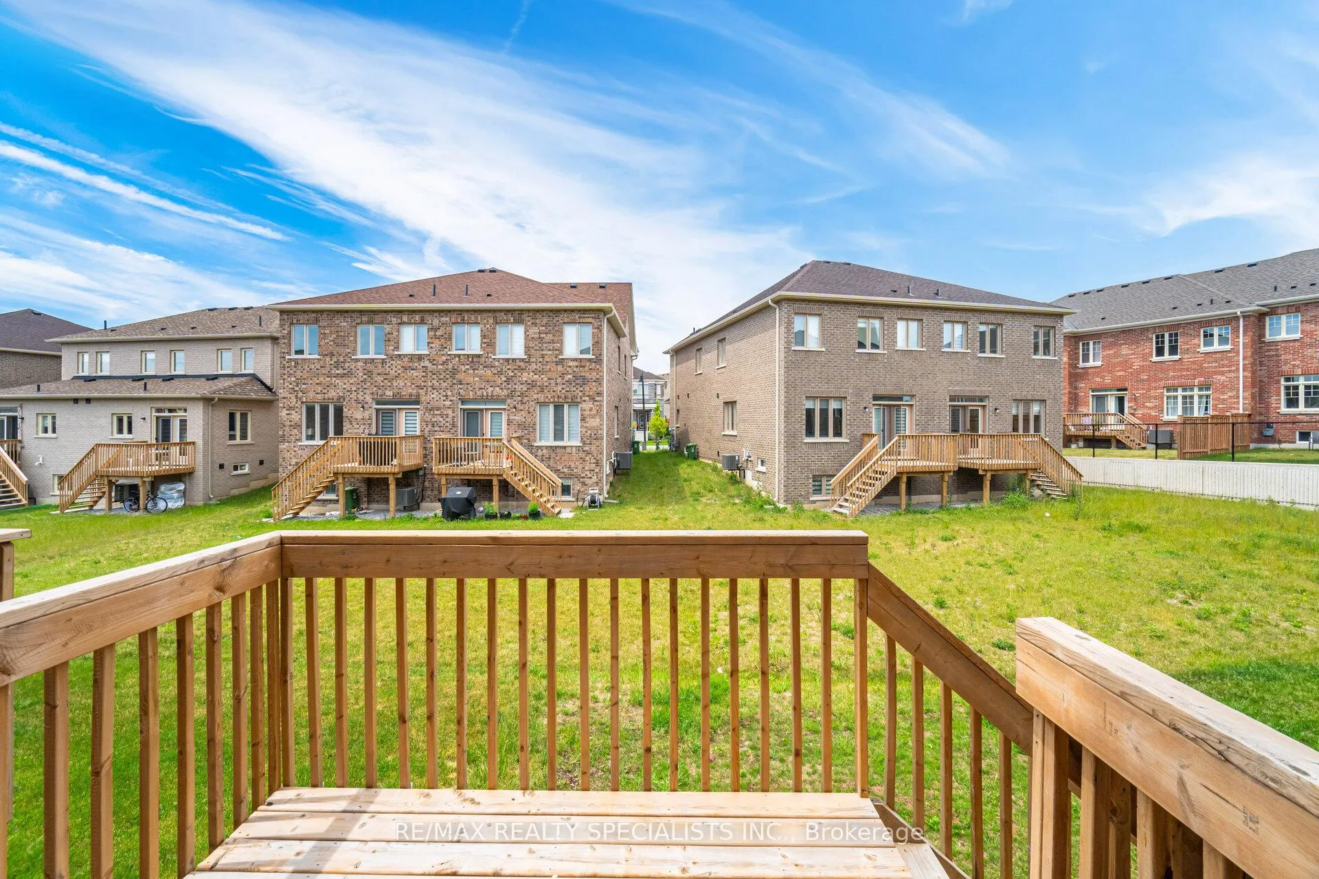 Photo 23 of 311 Great Falls Boulevard, Hamilton, Waterdown — HOMEH