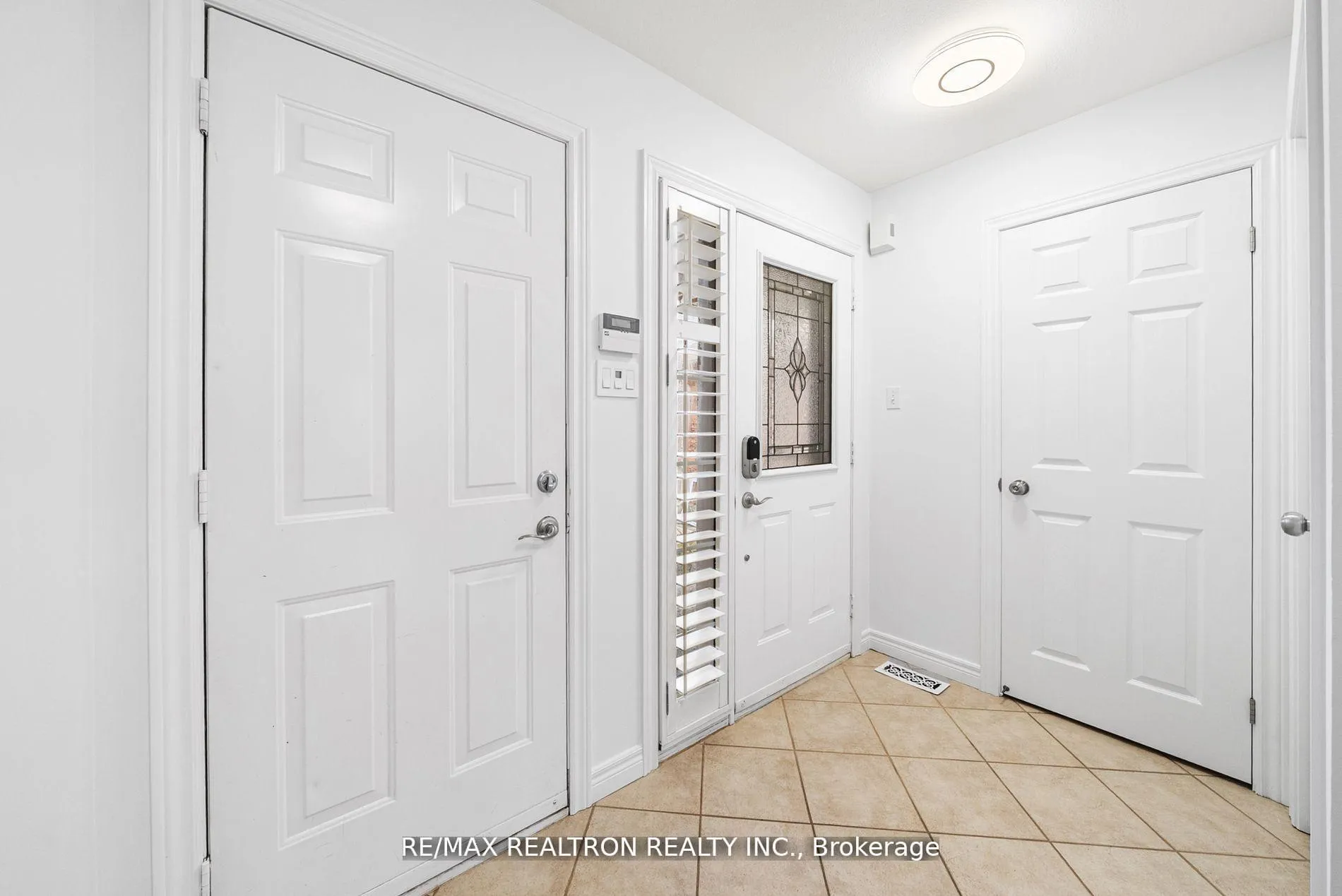 Photo 6 of 34 Shadyglen Drive, Hamilton, Stoney Creek — HOMEH