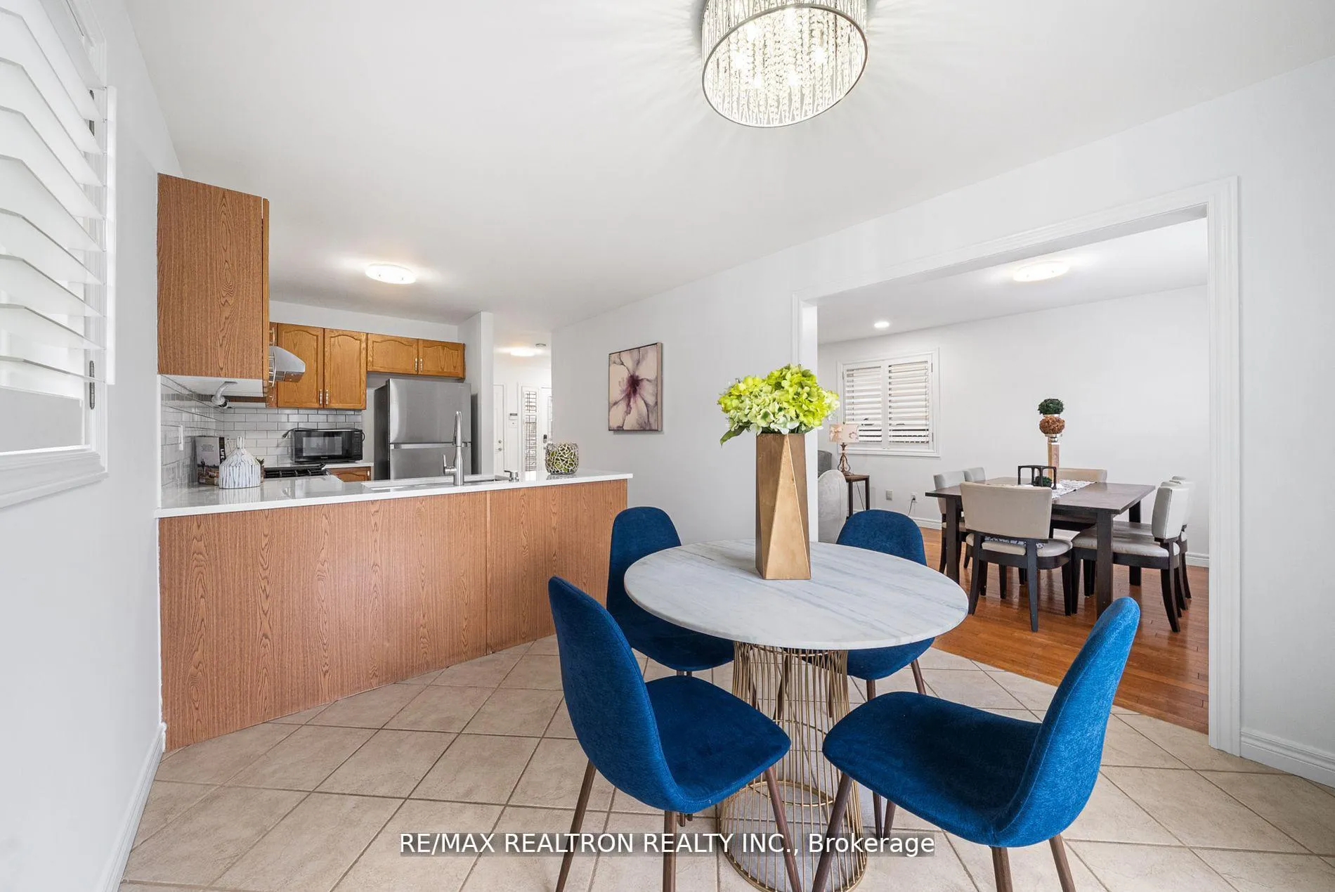 Photo 16 of 34 Shadyglen Drive, Hamilton, Stoney Creek — HOMEH
