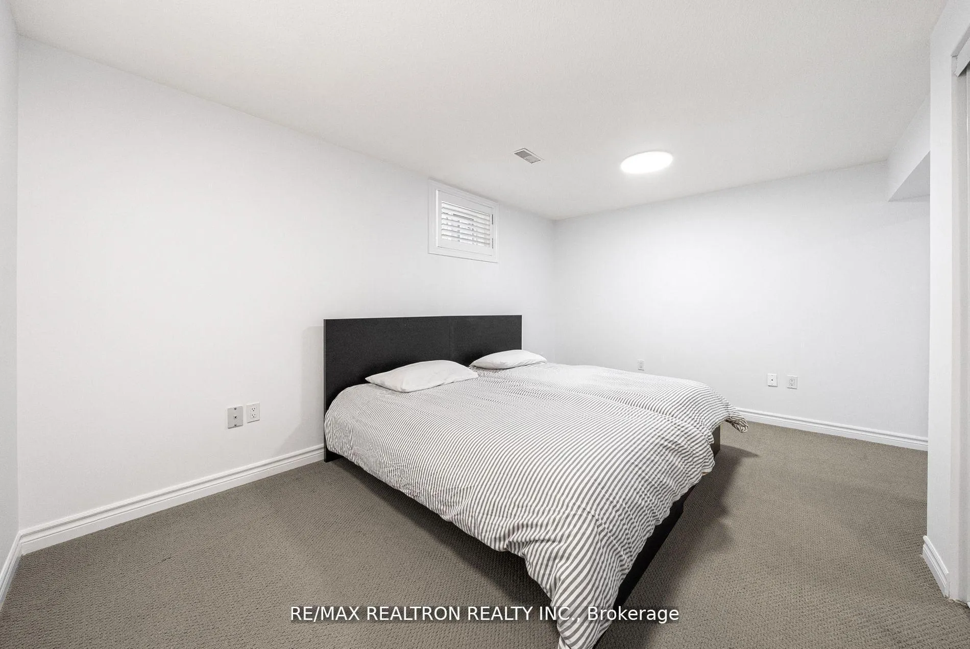 Photo 39 of 34 Shadyglen Drive, Hamilton, Stoney Creek — HOMEH