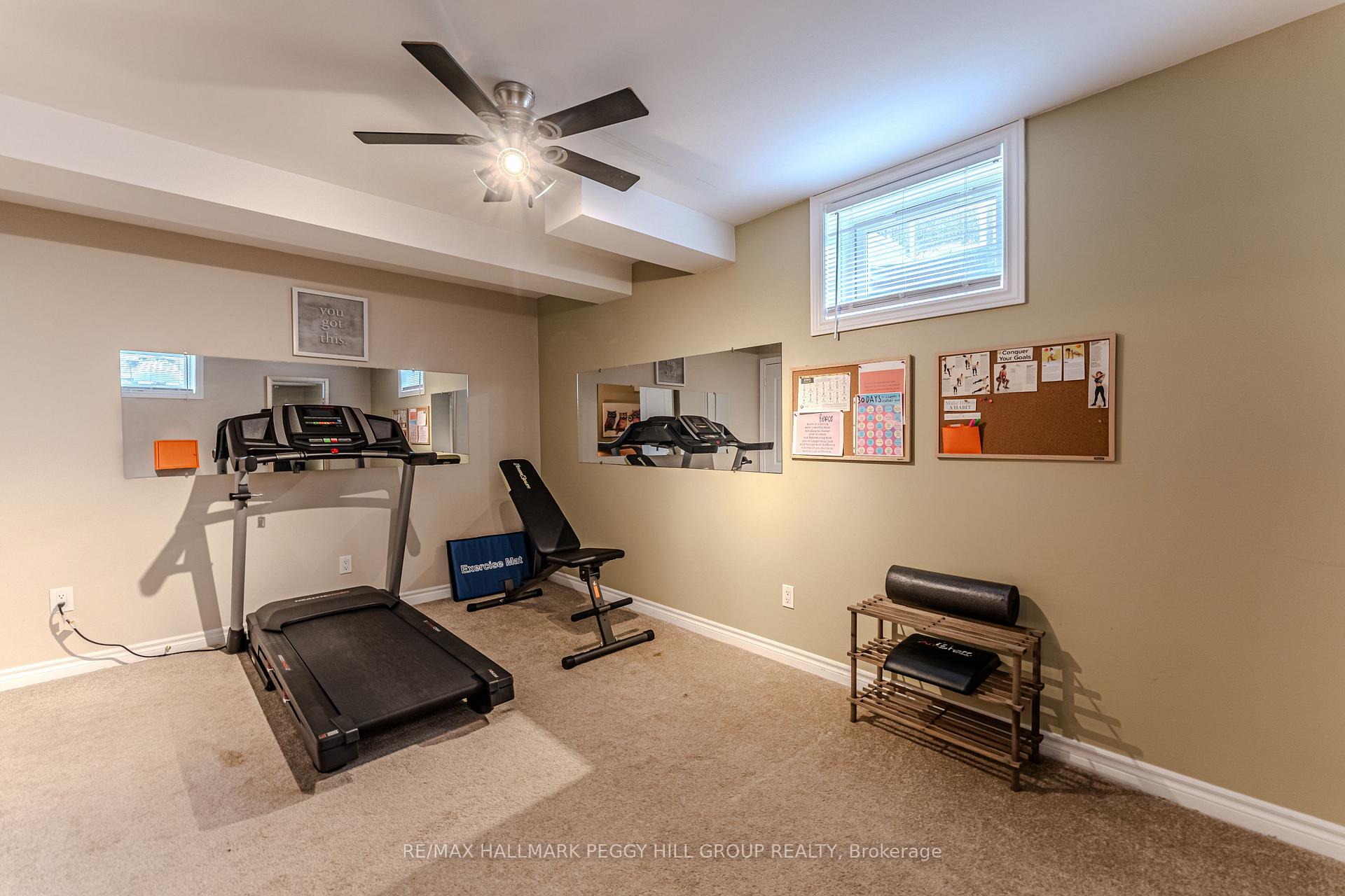 Photo 13 of 95 Crompton Drive, Barrie, Little Lake — HOMEH