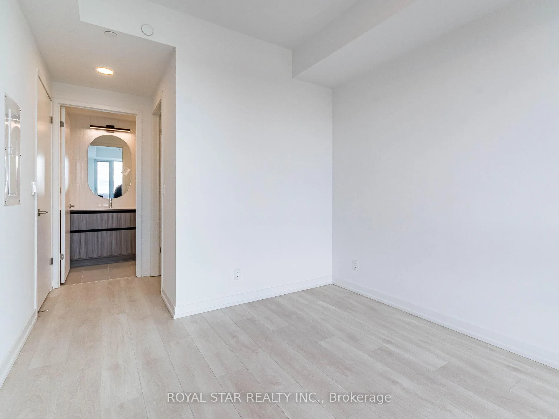 Photo 20 of Unit C901, 8 Beverley Glen Boulevard, Vaughan, Beverley Glen — HOMEH