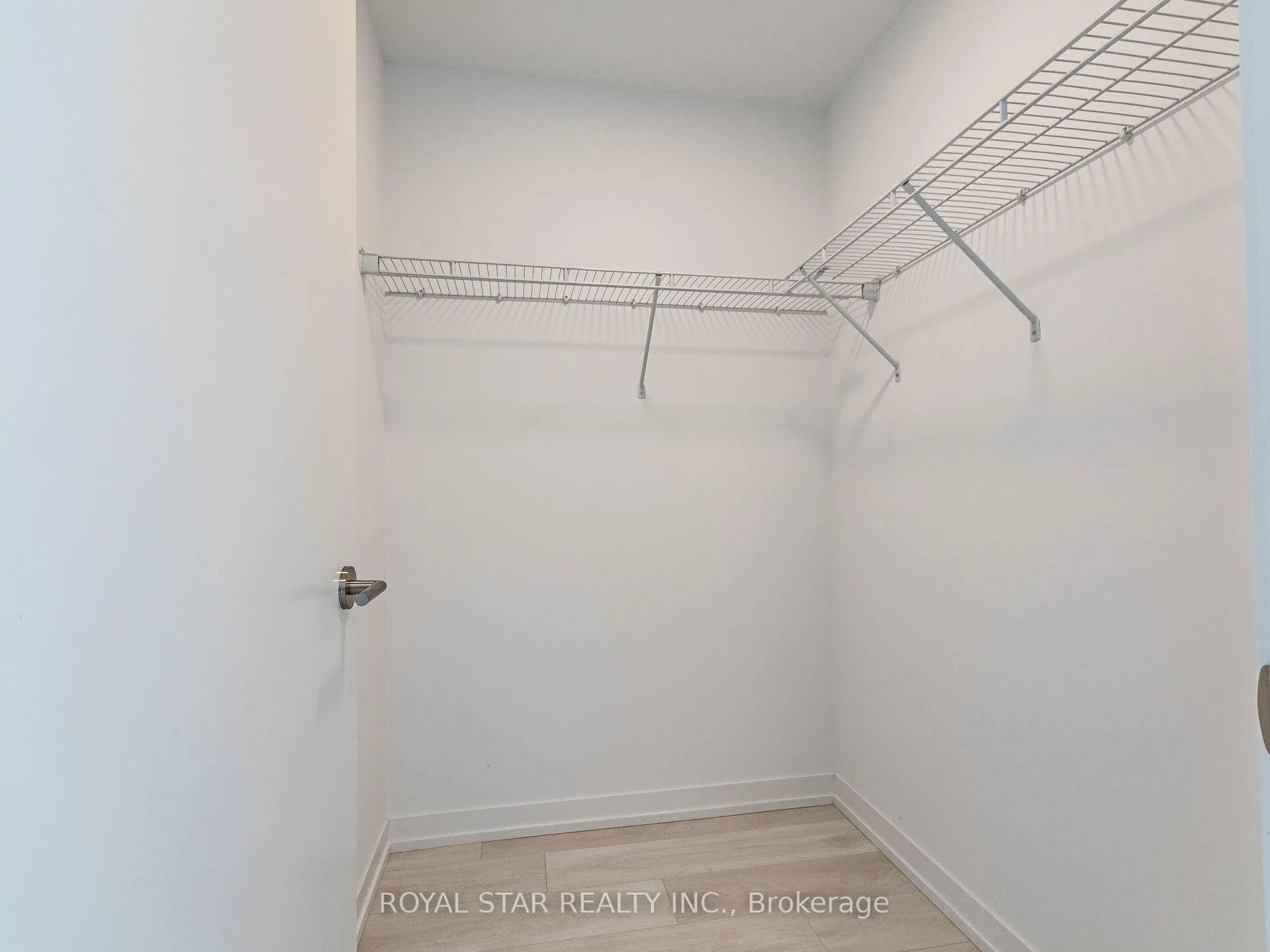 Photo 26 of Unit C901, 8 Beverley Glen Boulevard, Vaughan, Beverley Glen — HOMEH