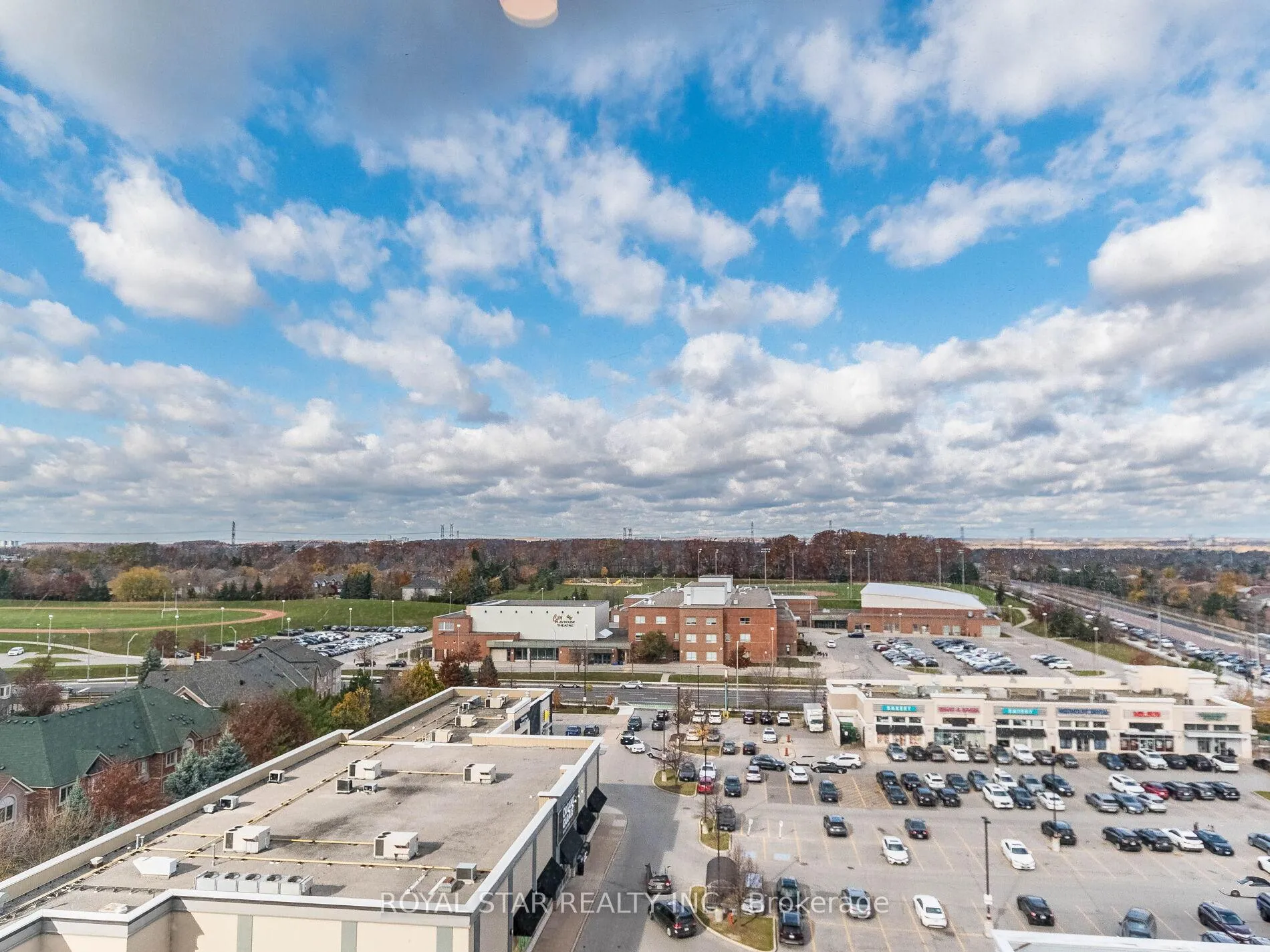 Photo 30 of Unit C901, 8 Beverley Glen Boulevard, Vaughan, Beverley Glen — HOMEH