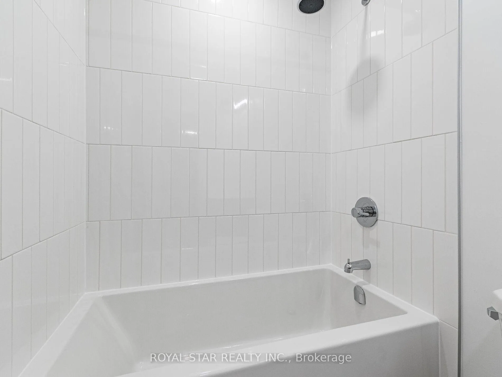 Photo 32 of Unit C901, 8 Beverley Glen Boulevard, Vaughan, Beverley Glen — HOMEH