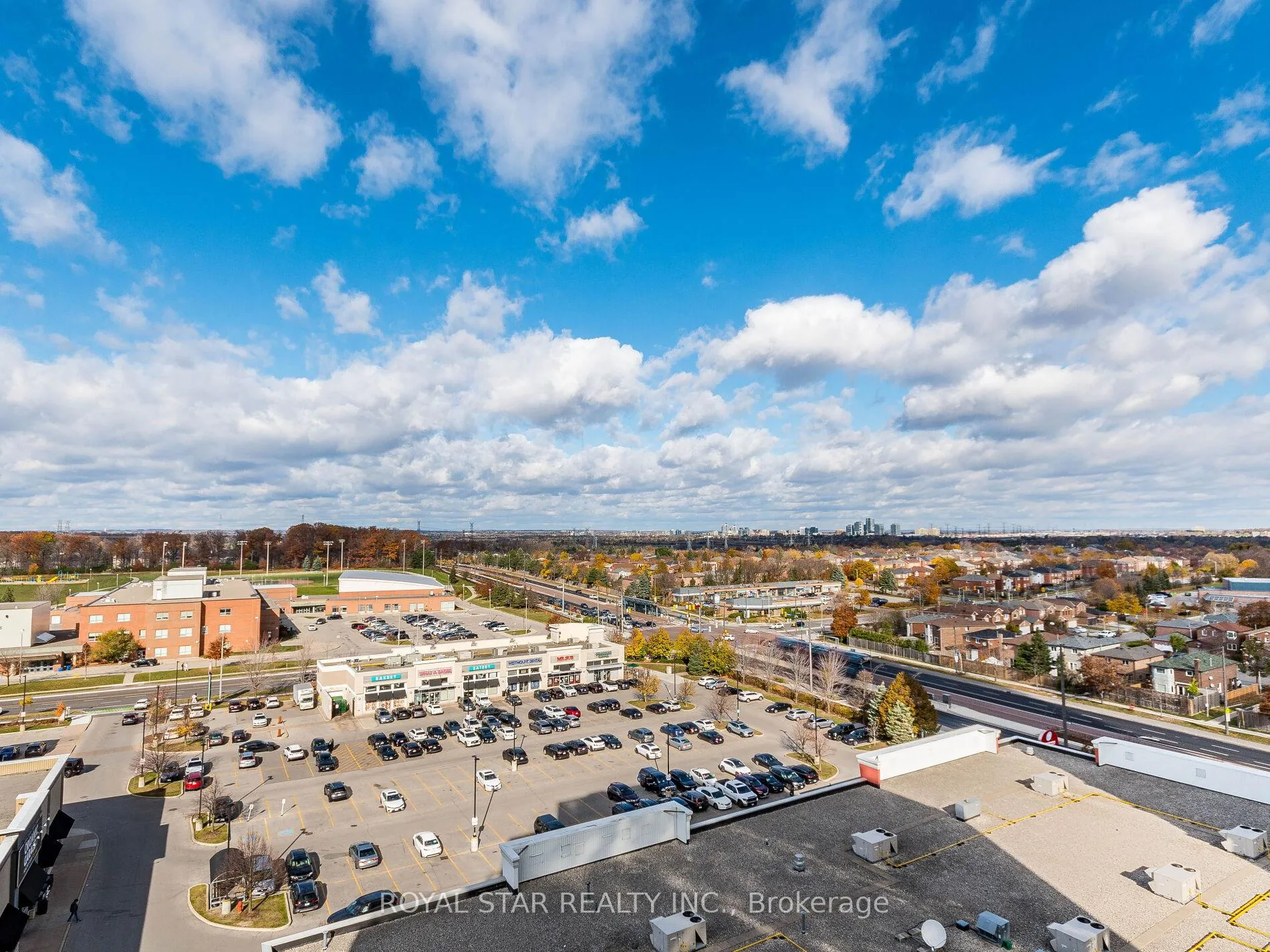 Photo 37 of Unit C901, 8 Beverley Glen Boulevard, Vaughan, Beverley Glen — HOMEH