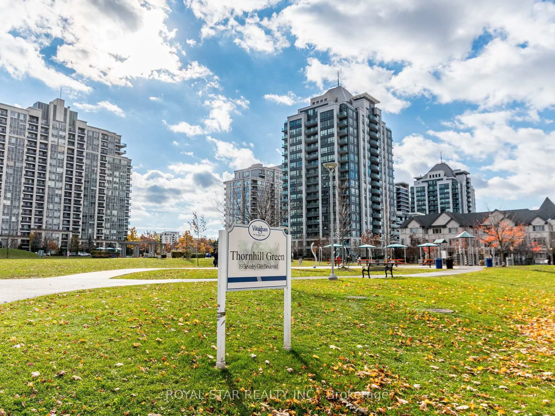 Photo 40 of Unit C901, 8 Beverley Glen Boulevard, Vaughan, Beverley Glen — HOMEH