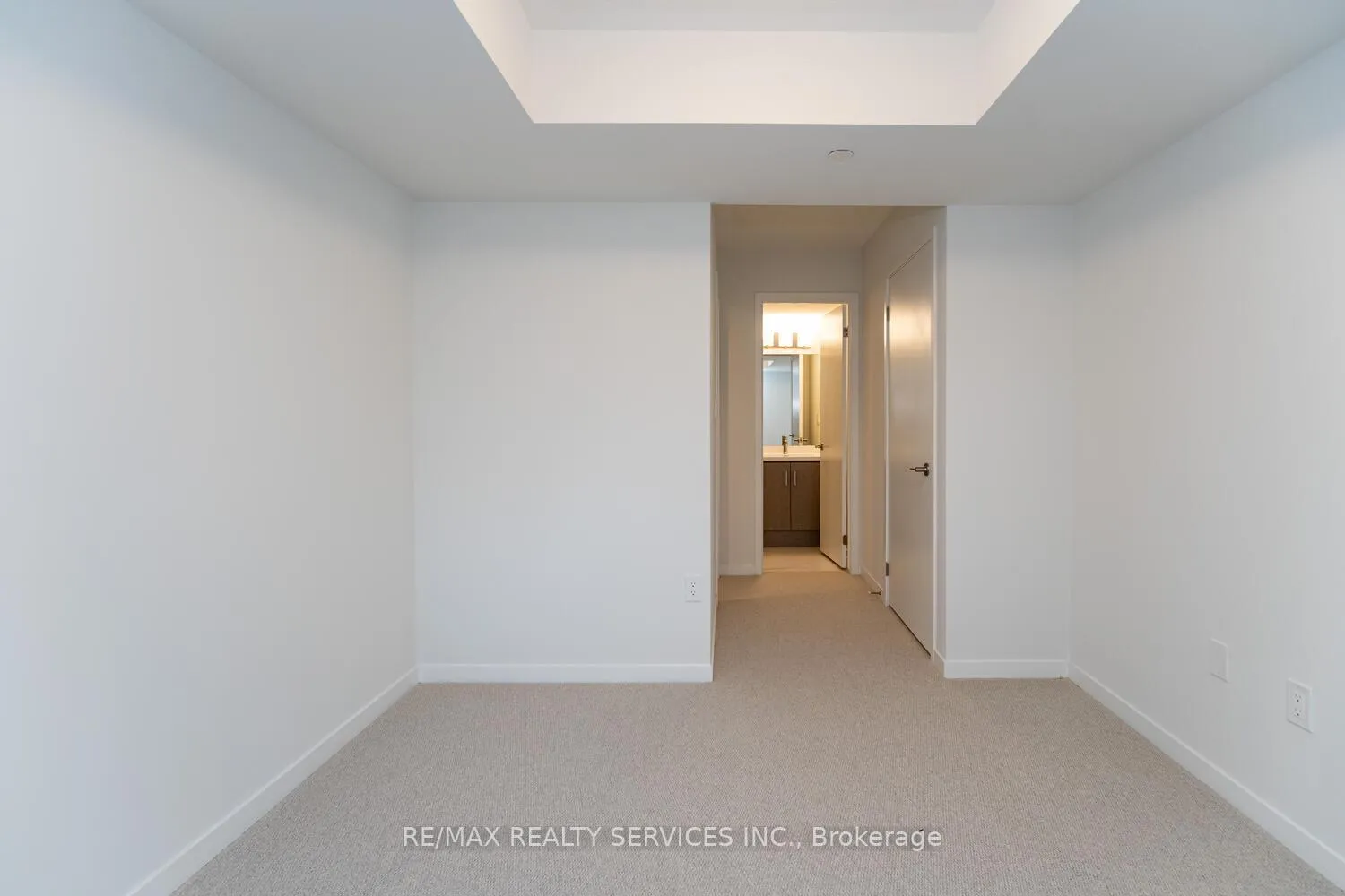 Photo 16 of Unit TH 305, 130 Honeyscrisp Crescent, Vaughan, Vaughan Corporate Centre — HOMEH
