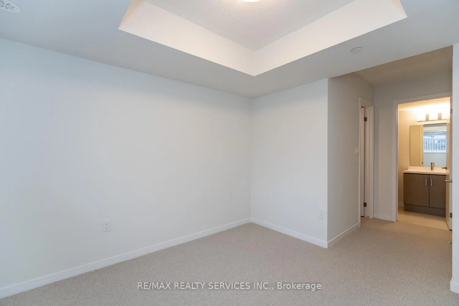 Photo 17 of Unit TH 305, 130 Honeyscrisp Crescent, Vaughan, Vaughan Corporate Centre — HOMEH