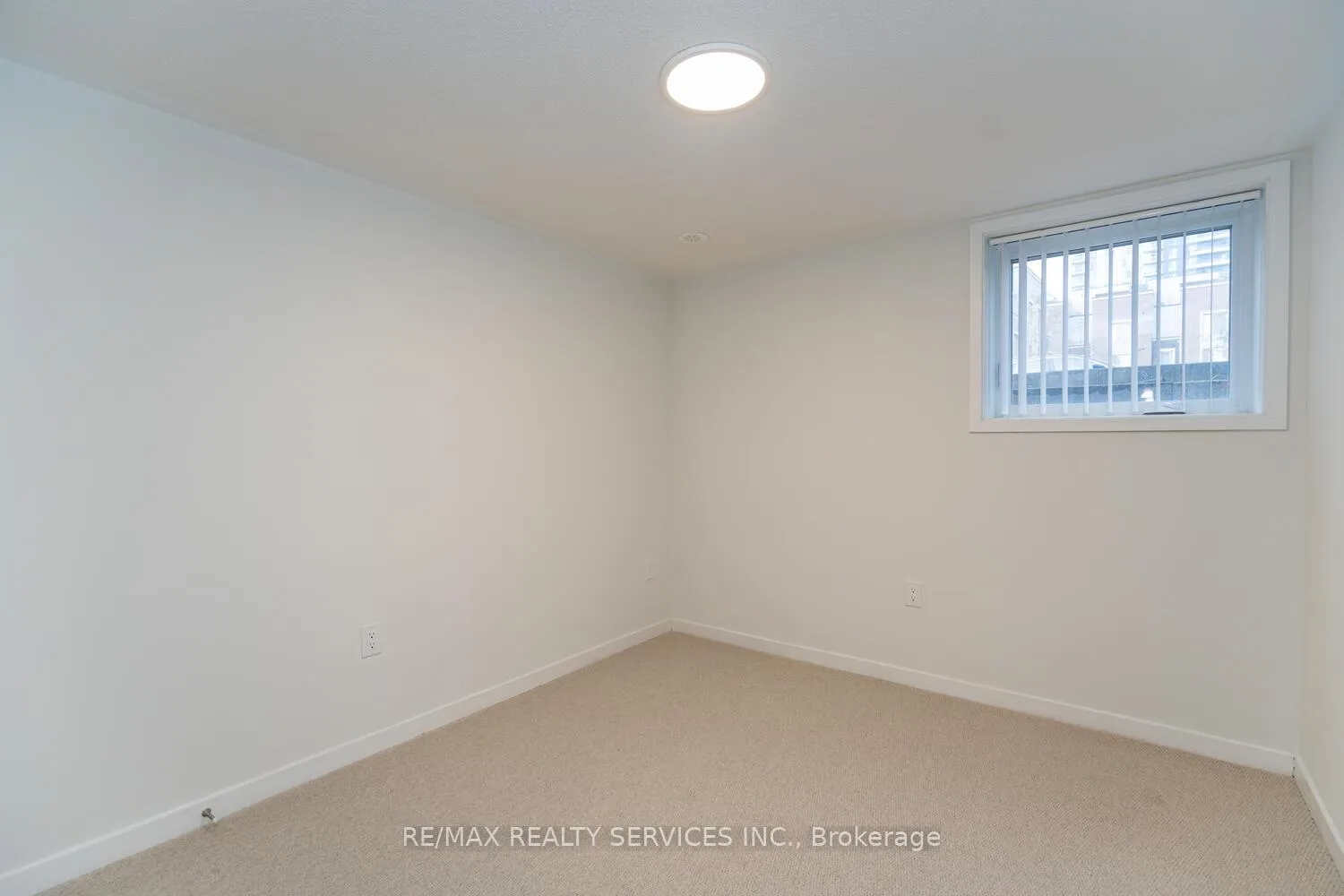 Photo 20 of Unit TH 305, 130 Honeyscrisp Crescent, Vaughan, Vaughan Corporate Centre — HOMEH