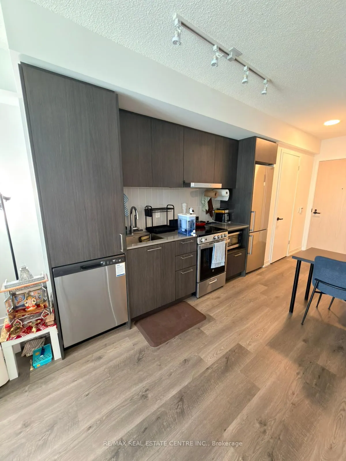 Photo 2 of Unit 707, 195 Commerce Street, Vaughan, Vaughan Corporate Centre — HOMEH