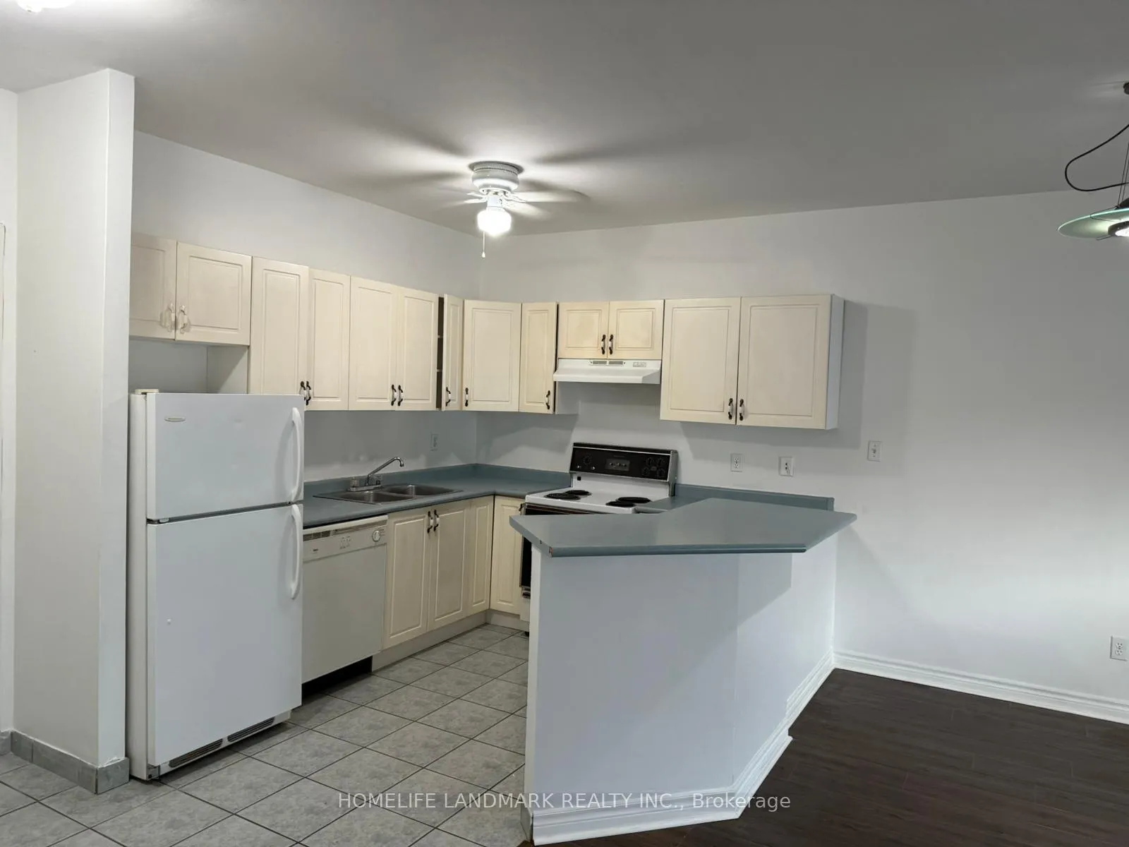 Photo 9 of Unit 103, 400 York Boulevard, Hamilton, Strathcona — HOMEH