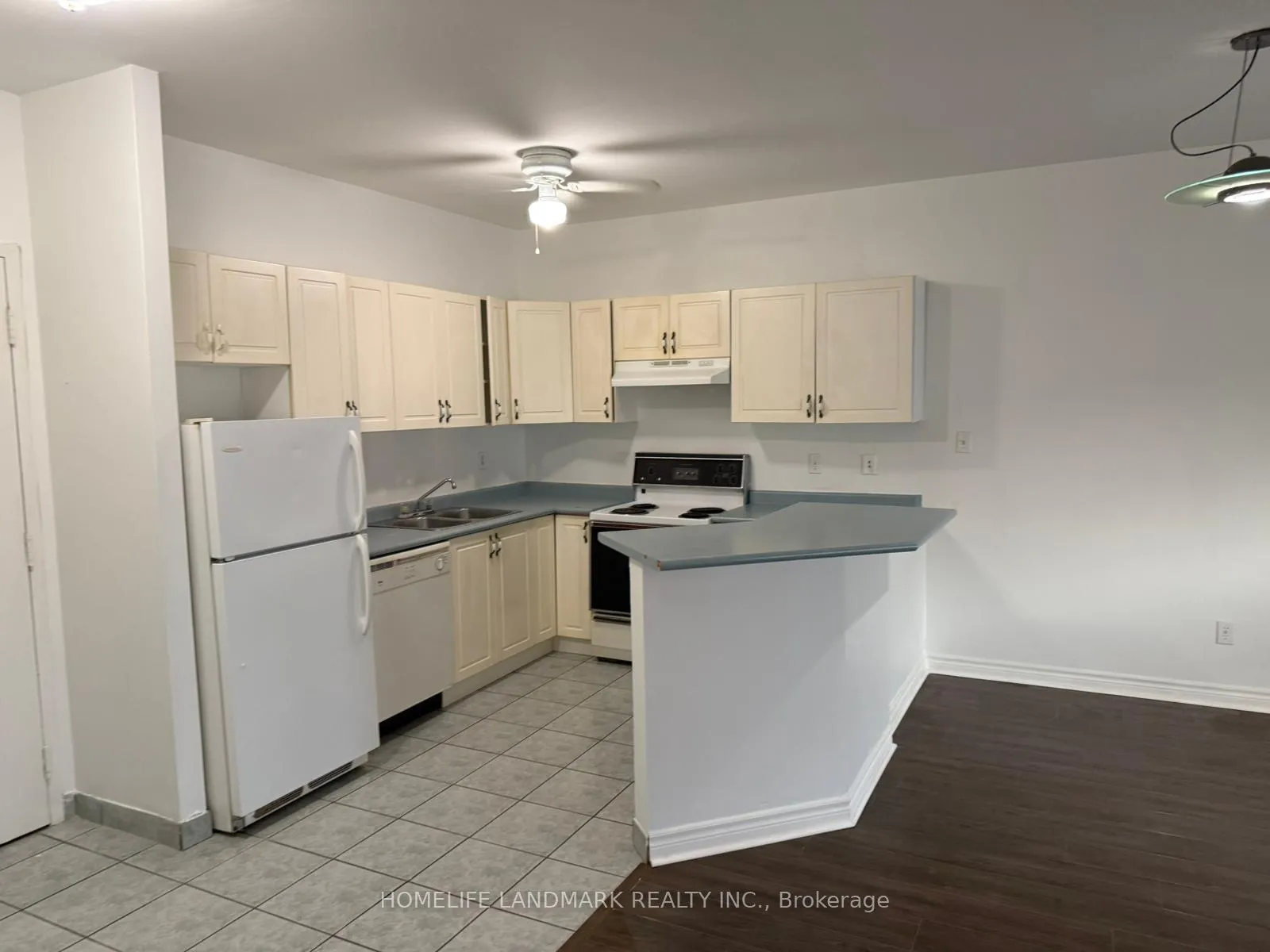 Photo 10 of Unit 103, 400 York Boulevard, Hamilton, Strathcona — HOMEH