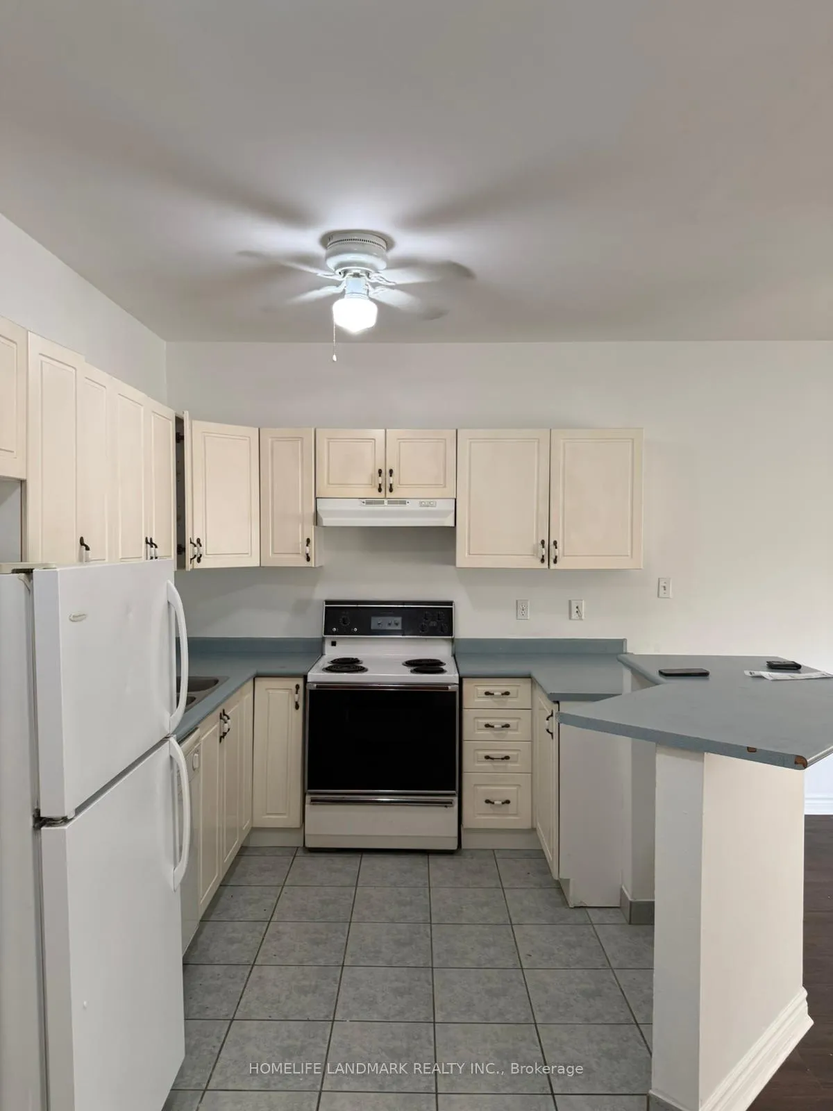 Photo 18 of Unit 103, 400 York Boulevard, Hamilton, Strathcona — HOMEH