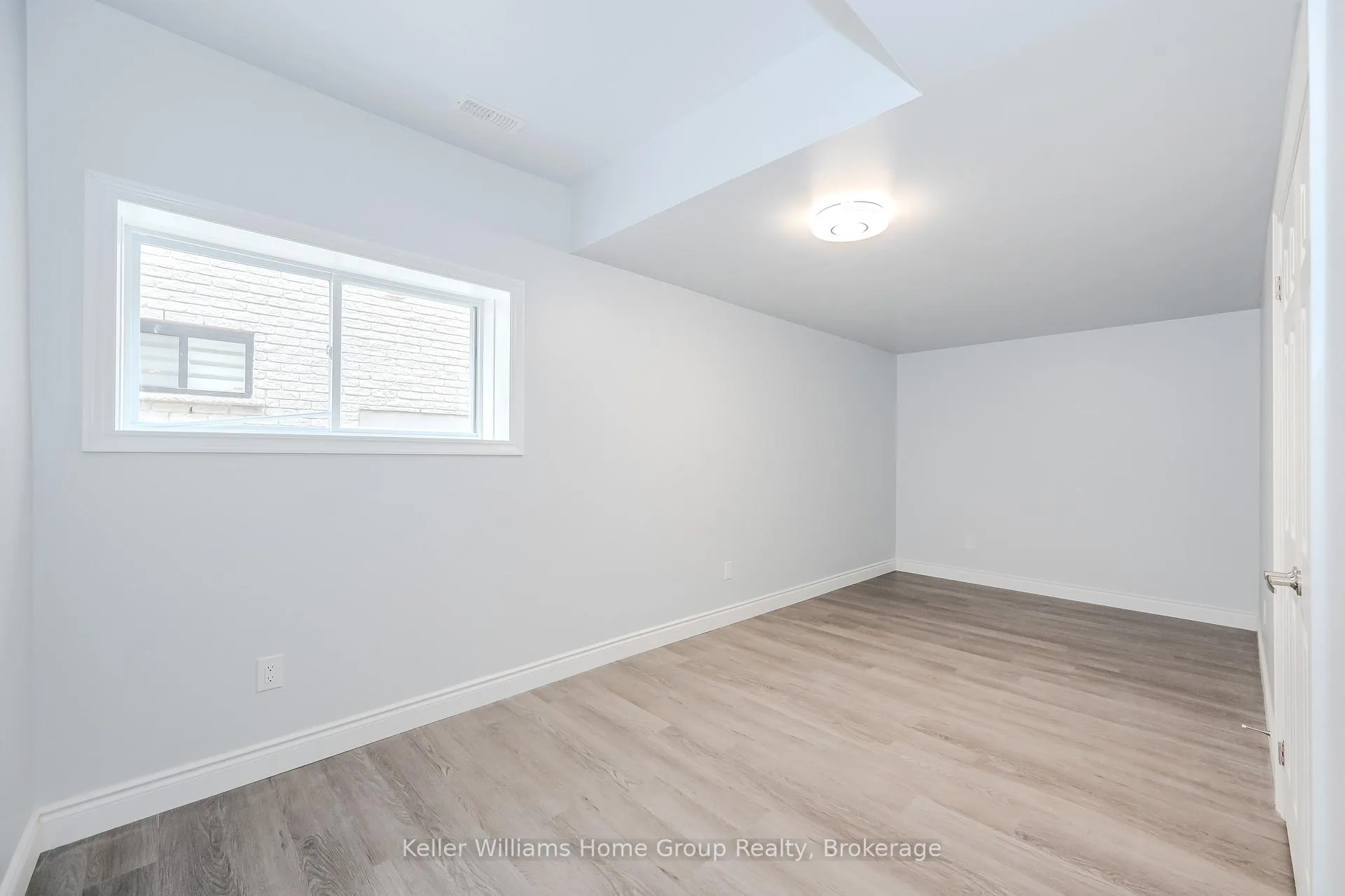 Photo 39 of 80 McCann Street, Guelph, Kortright East — HOMEH