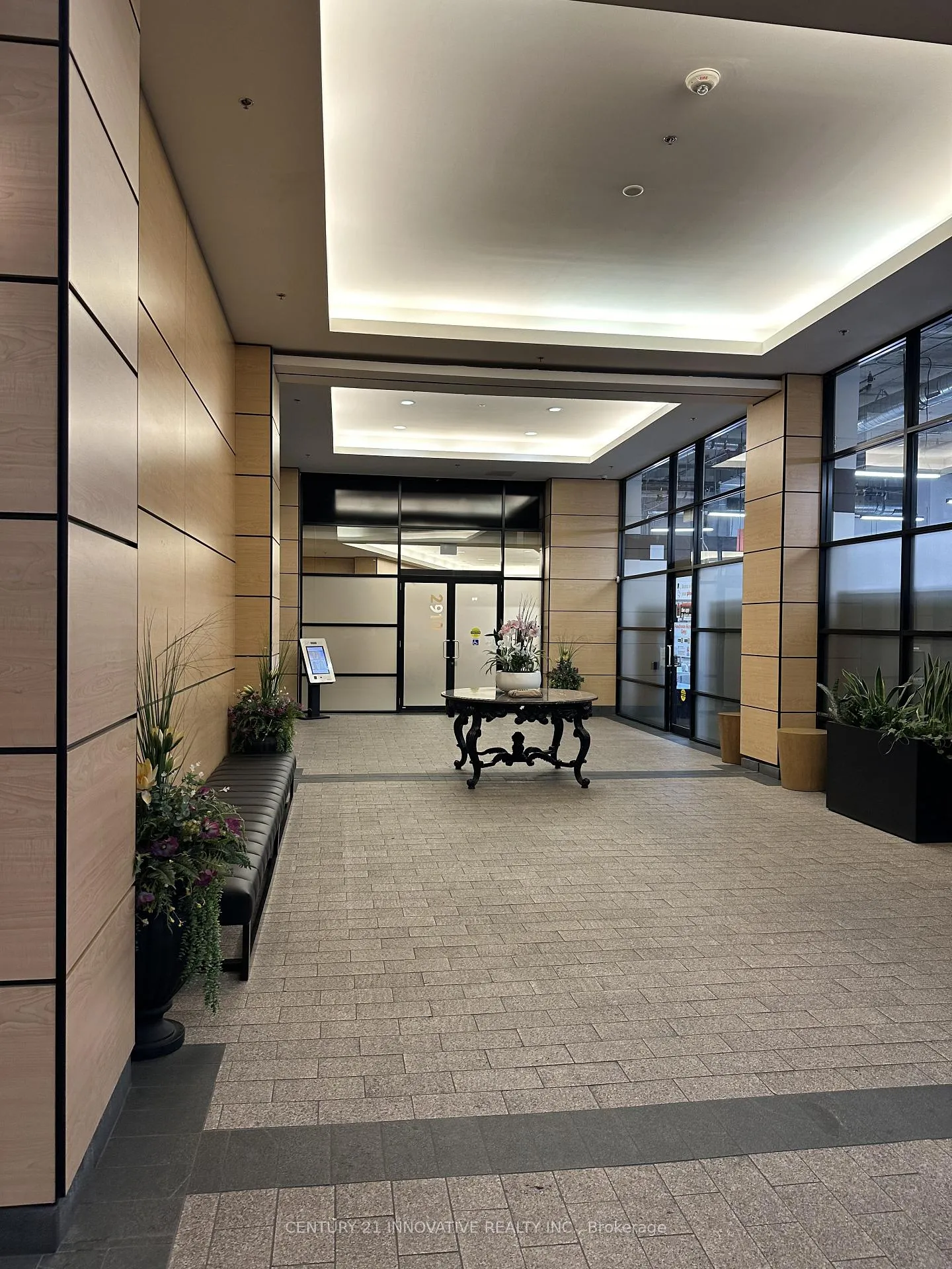 Photo 2 of Unit 419, 2910 Highway 7 Road, Vaughan, Concord — HOMEH