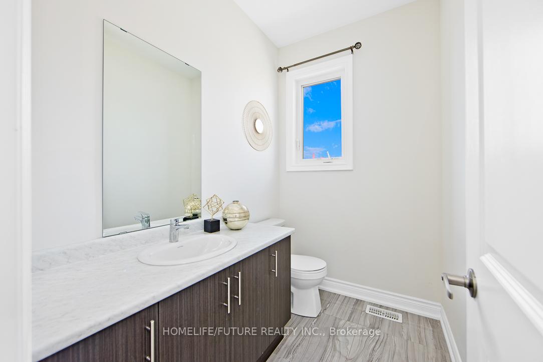 Photo 16 of 100 Grady Drive, Clarington, Newcastle — HOMEH