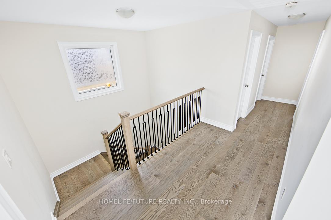 Photo 19 of 100 Grady Drive, Clarington, Newcastle — HOMEH