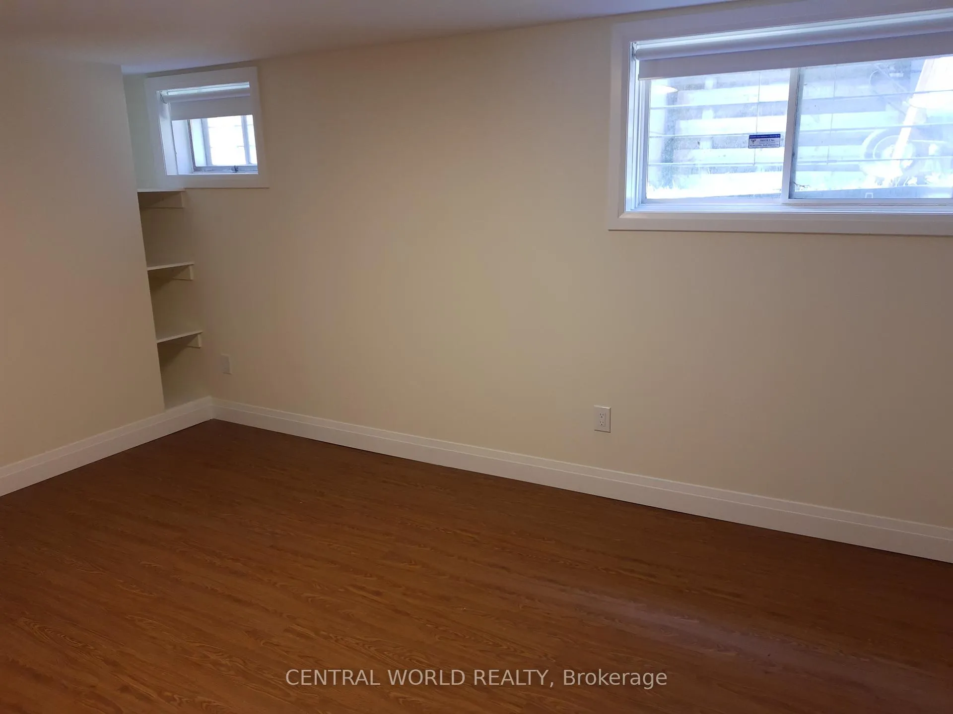Photo 8 of Unit Basement, 158 Greyabbey Trail, Scarborough, Guildwood — HOMEH