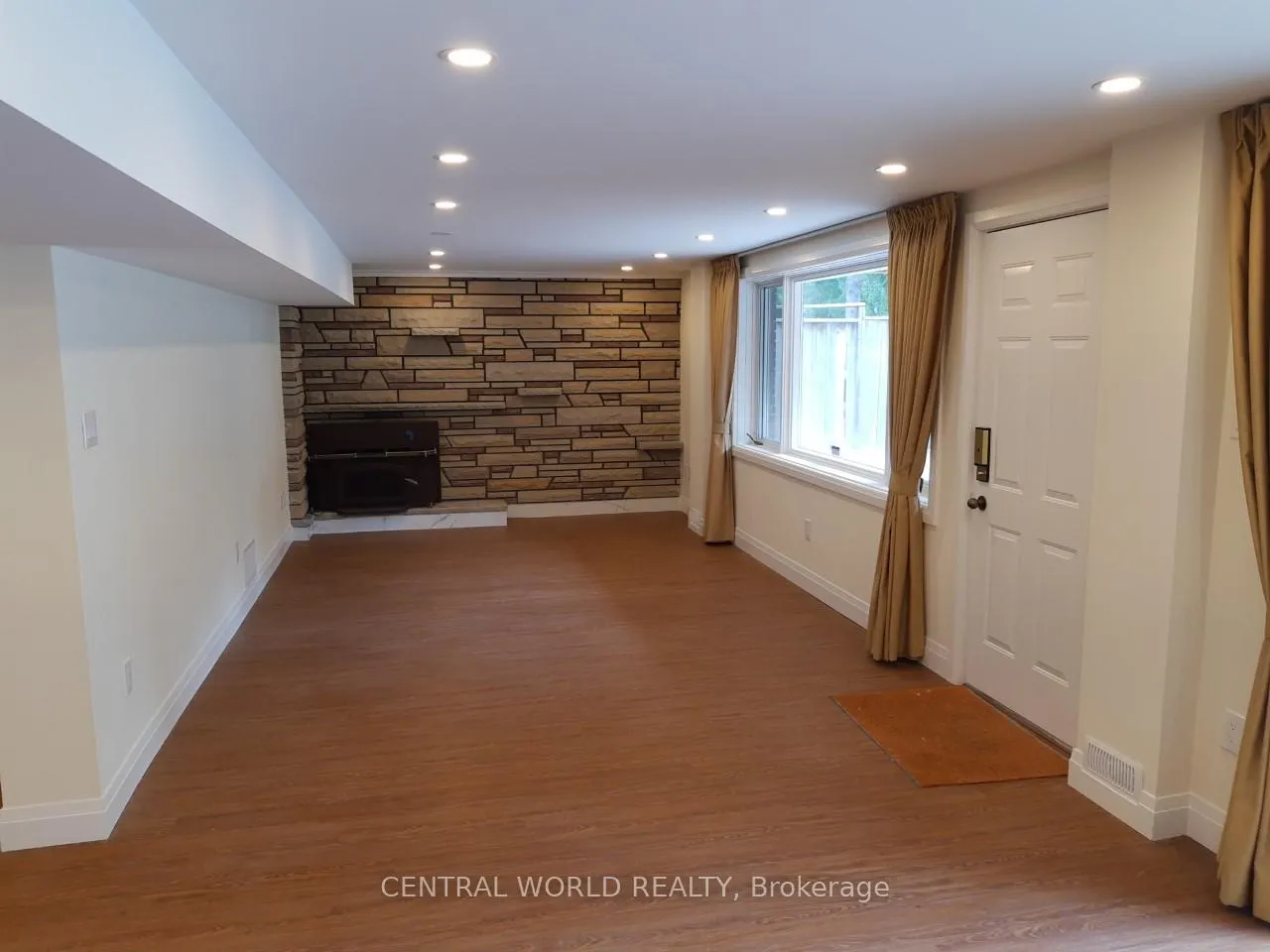 Photo 14 of Unit Basement, 158 Greyabbey Trail, Scarborough, Guildwood — HOMEH