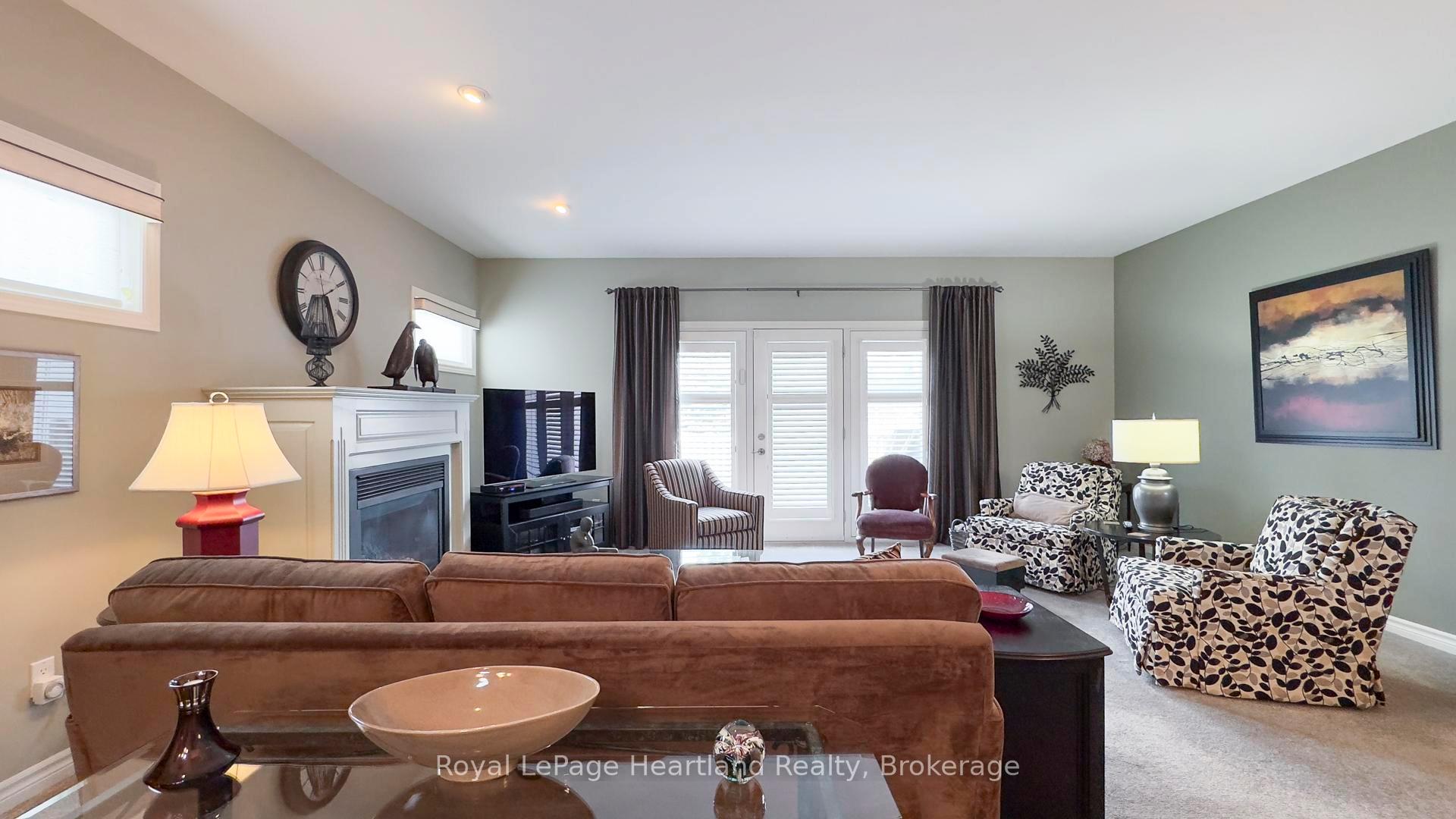 Photo 13 of 225 Bennett Street E, Goderich, Goderich (Town) — HOMEH