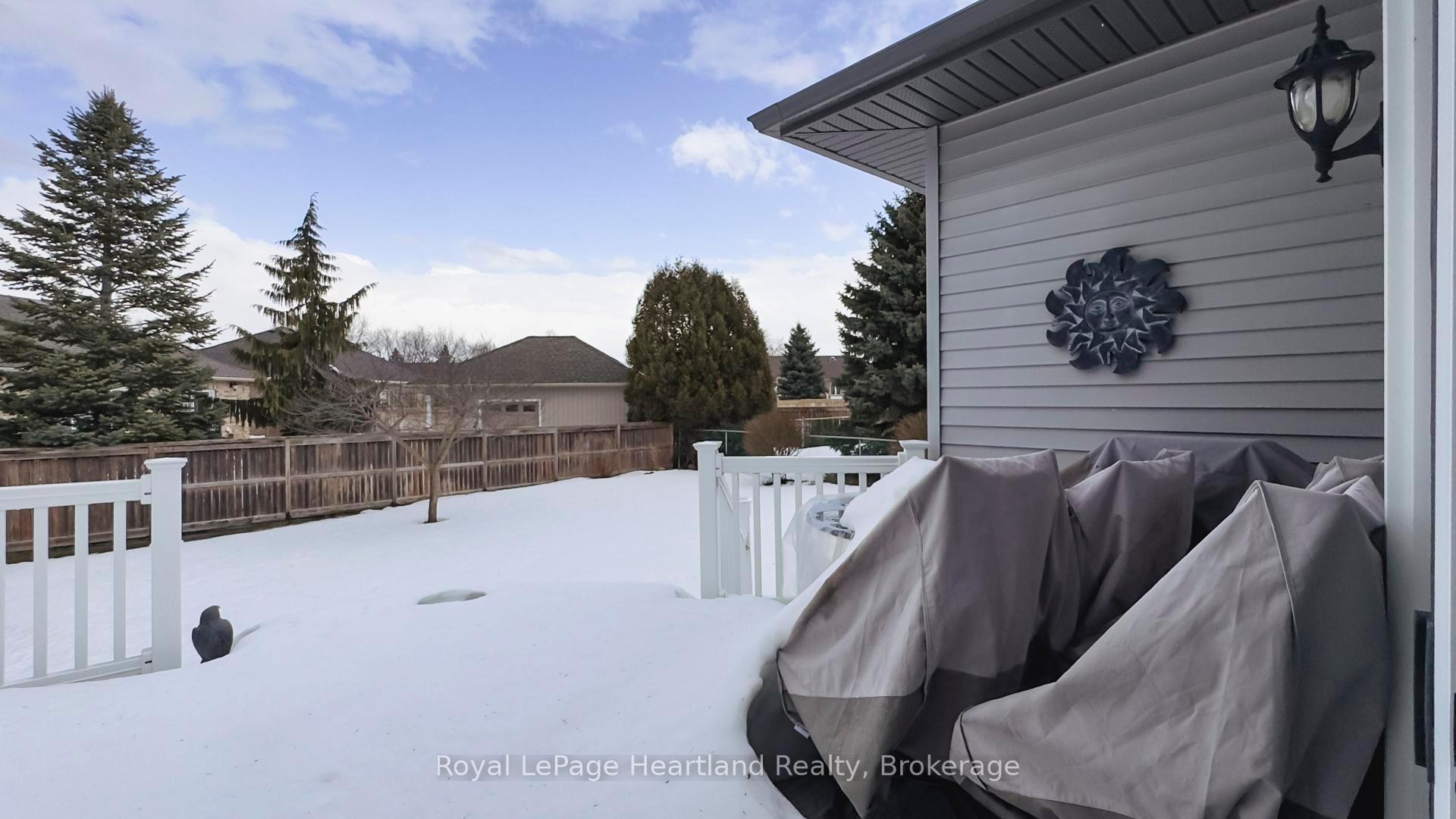 Photo 35 of 225 Bennett Street E, Goderich, Goderich (Town) — HOMEH