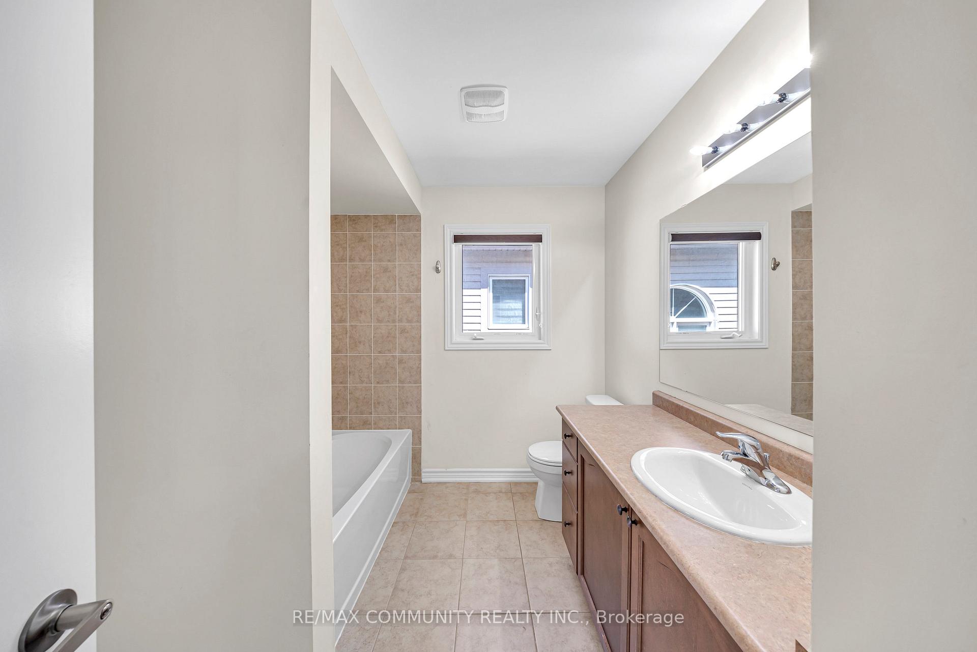 Photo 25 of 242 Kenneth Cole Drive, Clarington, Bowmanville — HOMEH