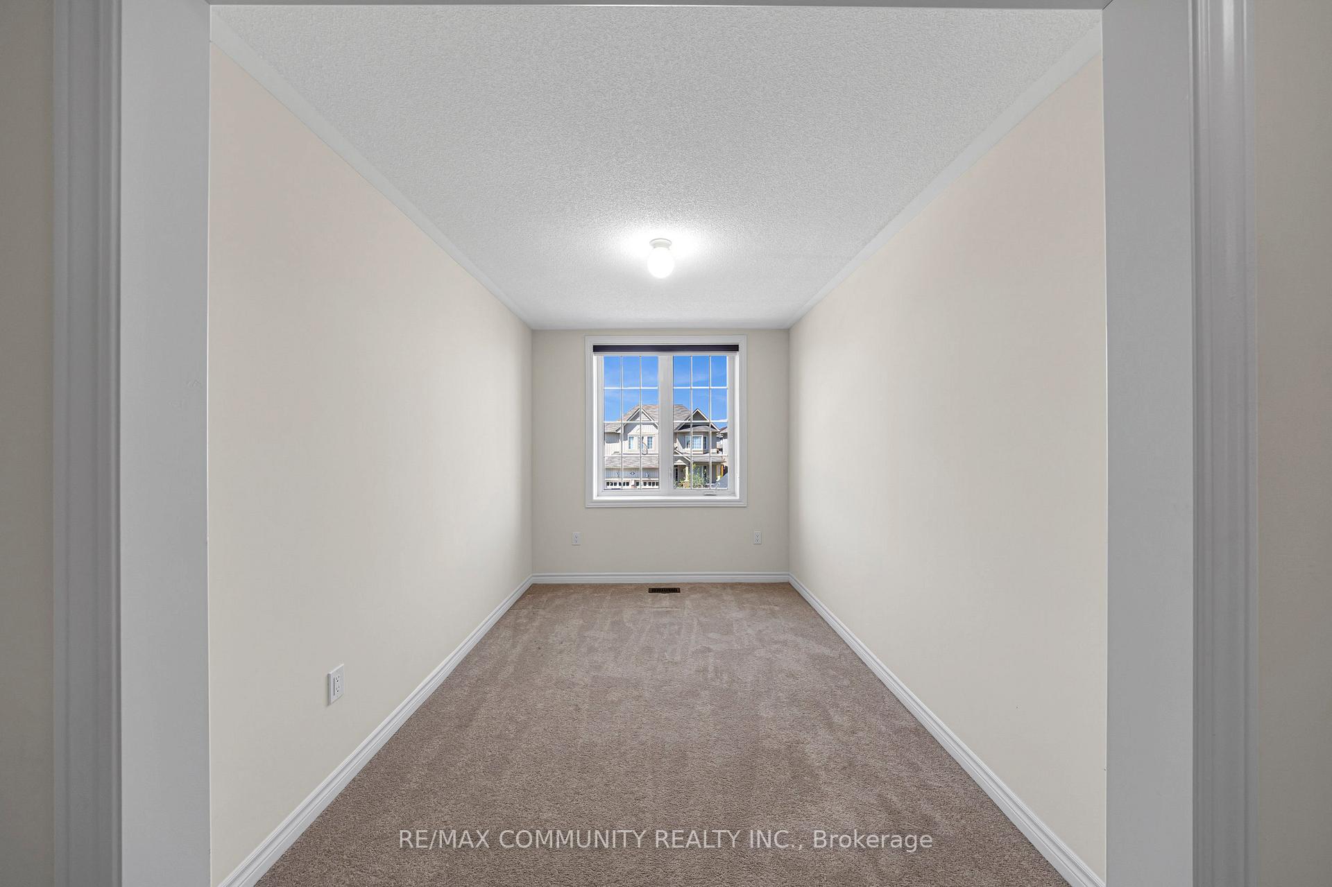 Photo 28 of 242 Kenneth Cole Drive, Clarington, Bowmanville — HOMEH