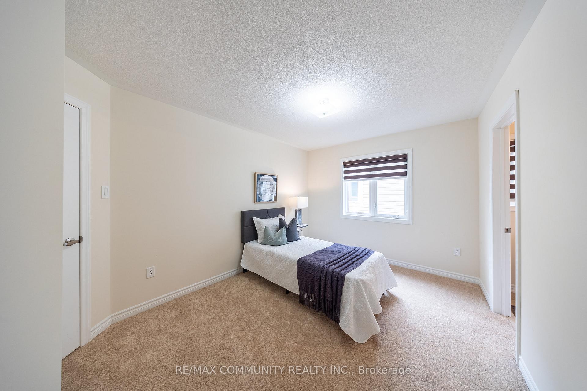 Photo 39 of 242 Kenneth Cole Drive, Clarington, Bowmanville — HOMEH