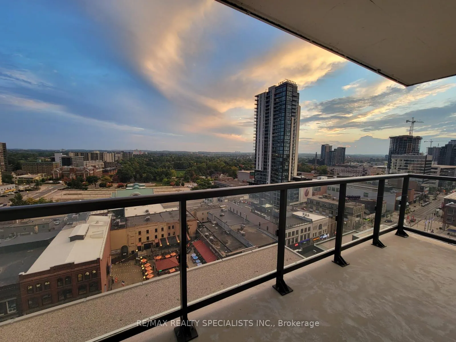 Photo 8 of Unit 1908, 55 Duke Street W, Kitchener — HOMEH