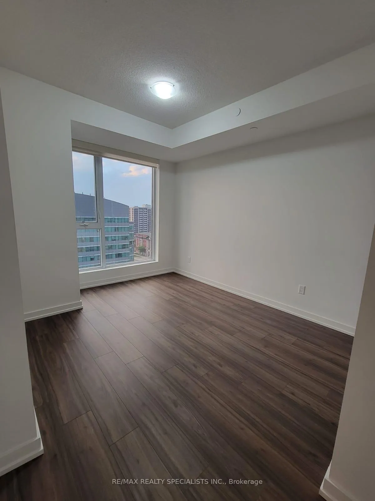 Photo 15 of Unit 1908, 55 Duke Street W, Kitchener — HOMEH