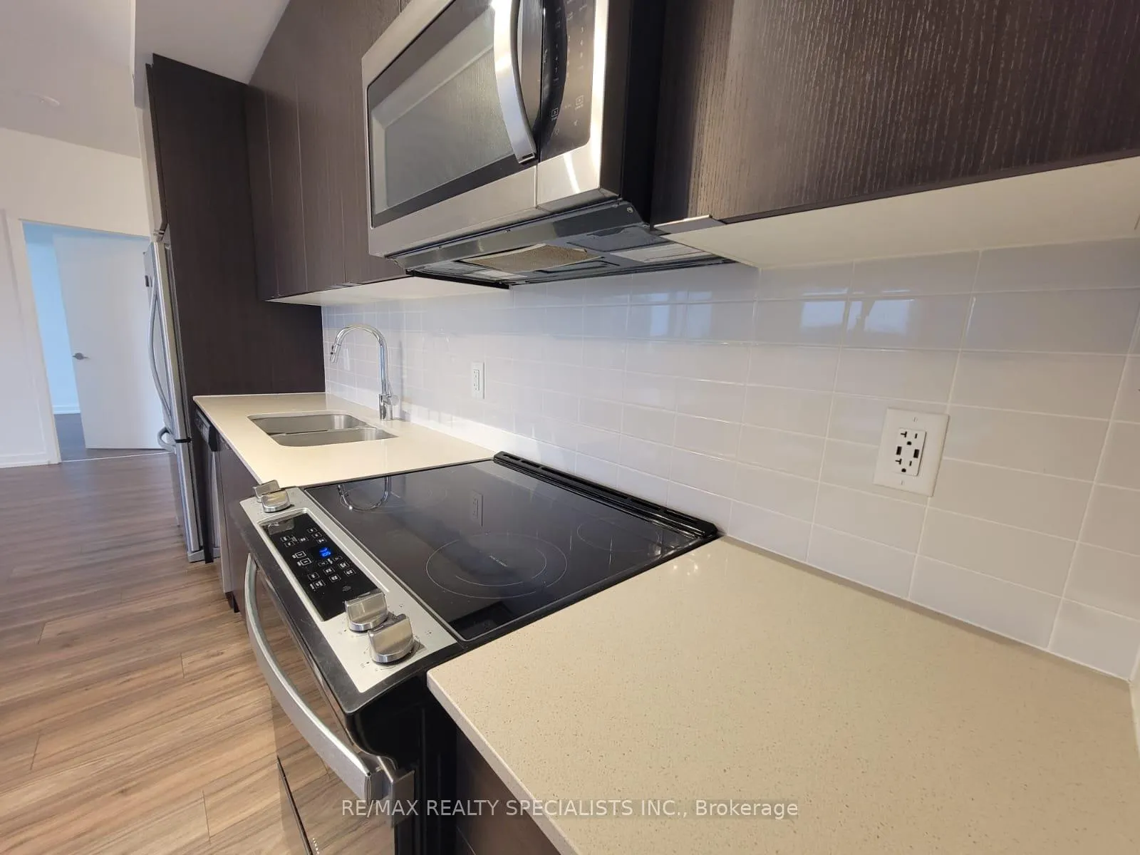 Photo 24 of Unit 1908, 55 Duke Street W, Kitchener — HOMEH