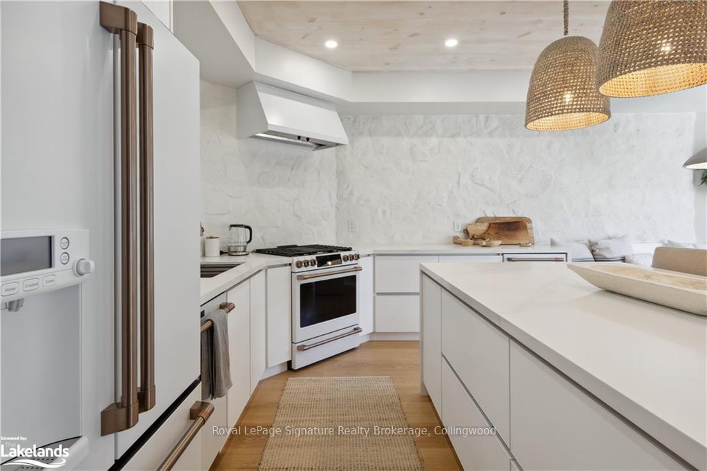 Photo 10 of 116 Addison Street, Northern Bruce Peninsula — HOMEH