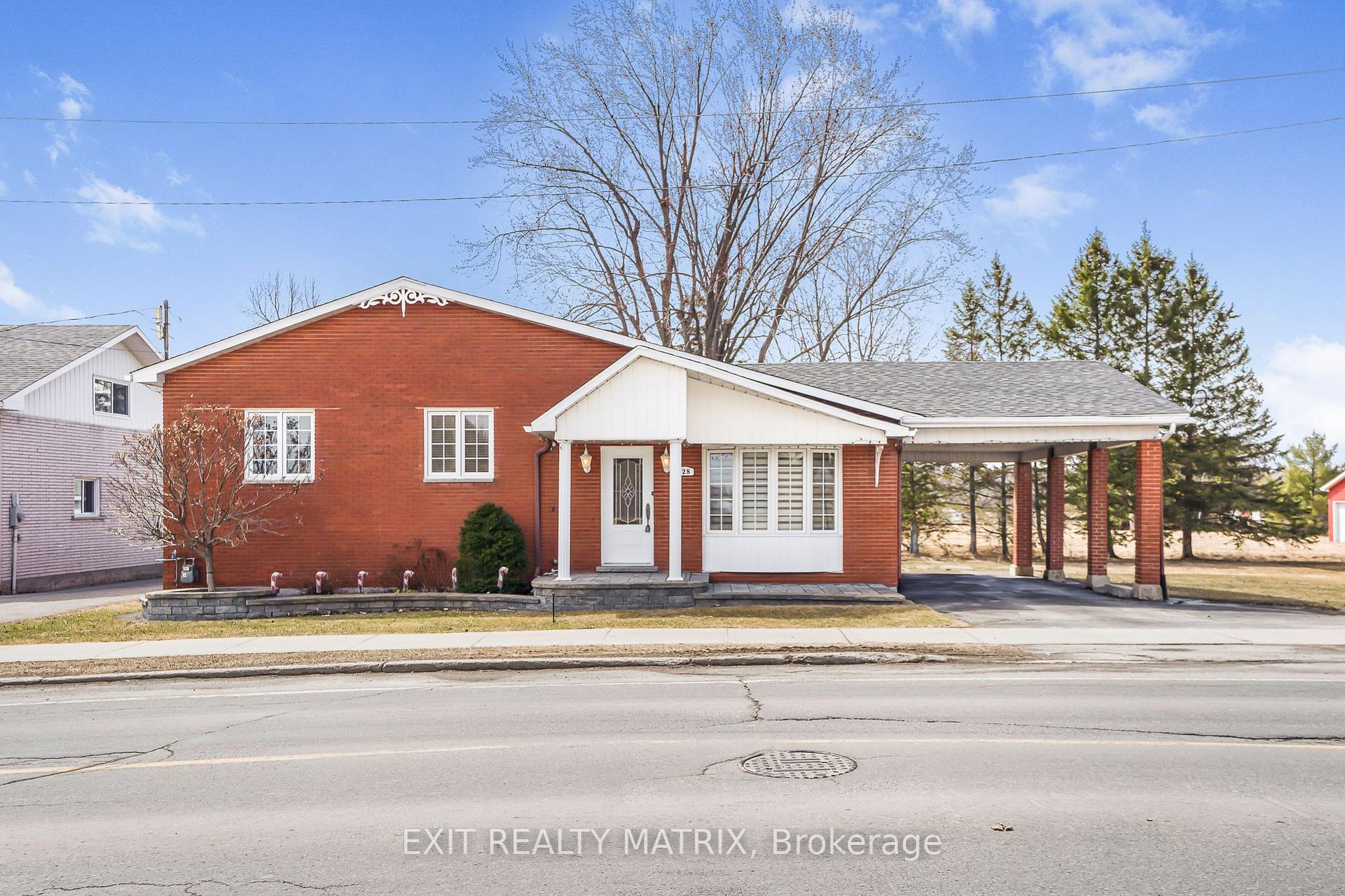 Photo 2 of 228 Main Street E, Champlain, Vankleek Hill — HOMEH