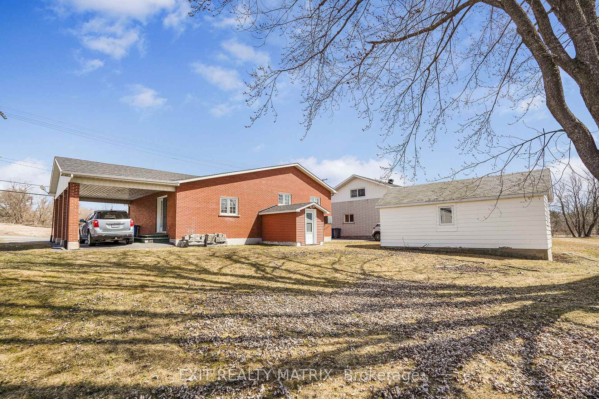 Photo 6 of 228 Main Street E, Champlain, Vankleek Hill — HOMEH