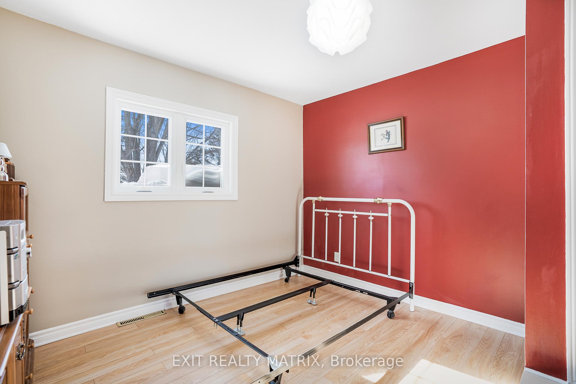 Photo 18 of 228 Main Street E, Champlain, Vankleek Hill — HOMEH