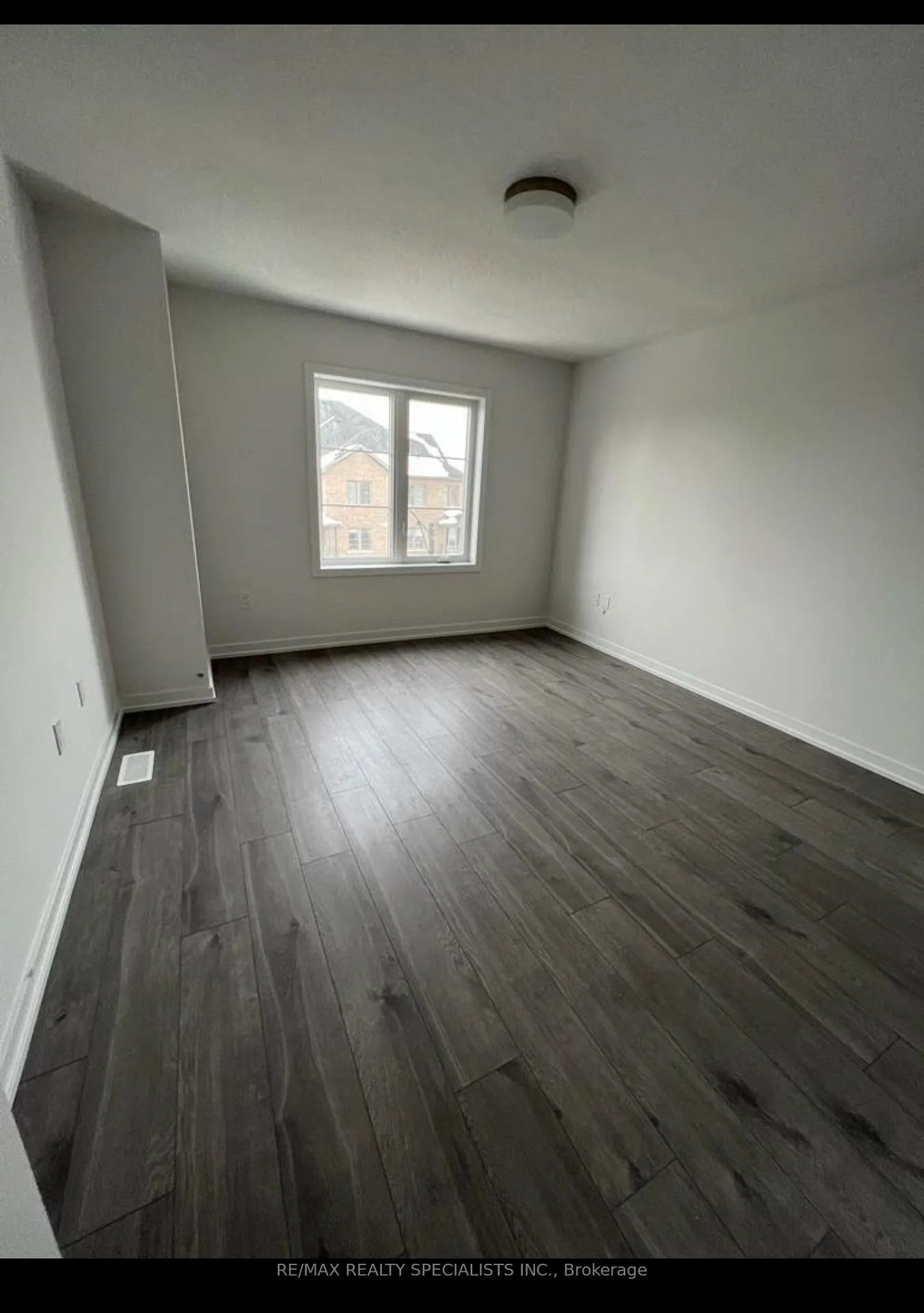 Photo 4 of Unit 1, 205 West Oak Trail, Kitchener — HOMEH