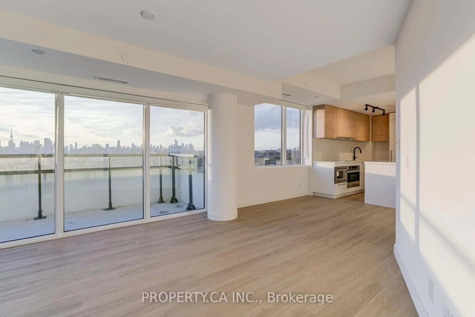 Photo 10 of Unit 1010, 1050 Eastern Avenue, Toronto, The Beaches — HOMEH
