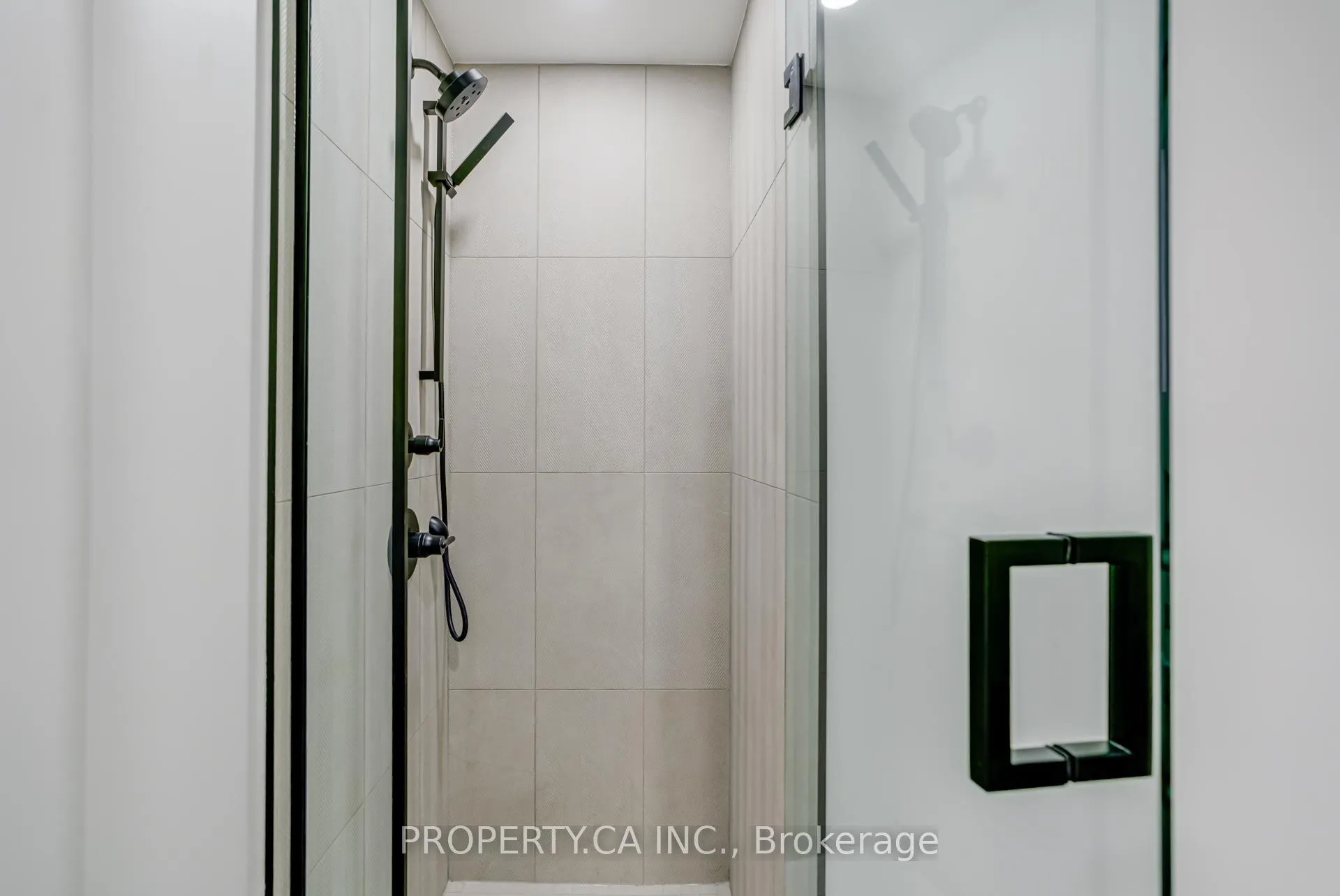 Photo 17 of Unit 1010, 1050 Eastern Avenue, Toronto, The Beaches — HOMEH