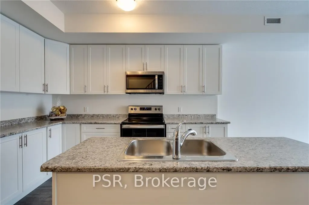 Photo 9 of Unit 1, 261 Skinner Road, Hamilton, Waterdown — HOMEH
