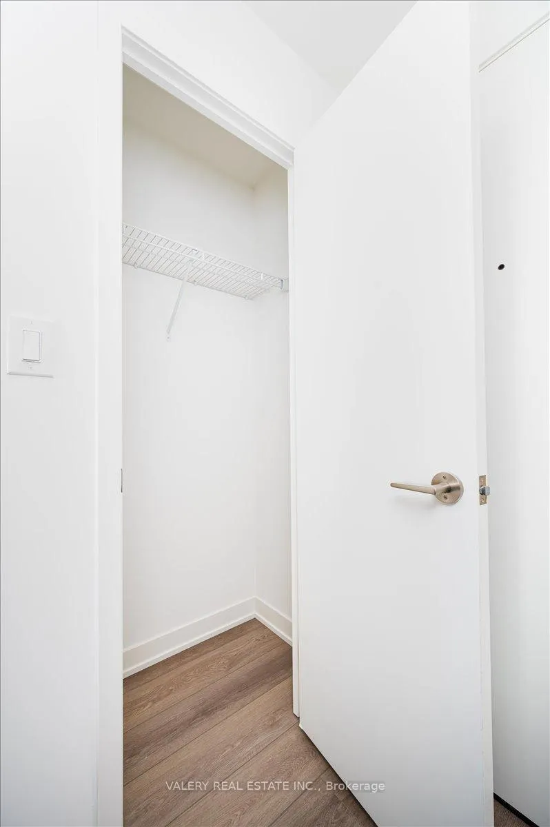 Photo 6 of Unit 1213, 8119 Birchmount Road, Markham, Unionville — HOMEH