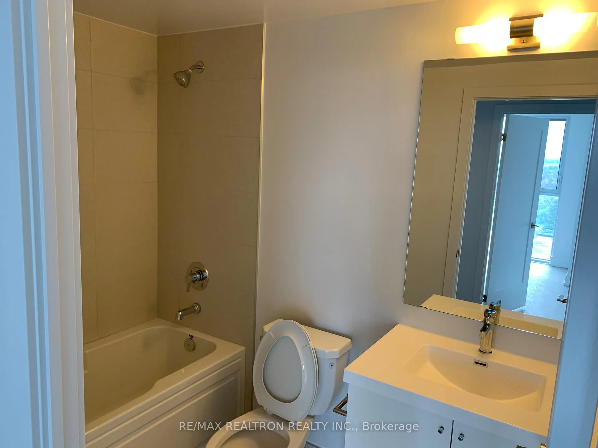 Photo 8 of Unit 1118, 2550 Simcoe Street, Oshawa, Windfields — HOMEH