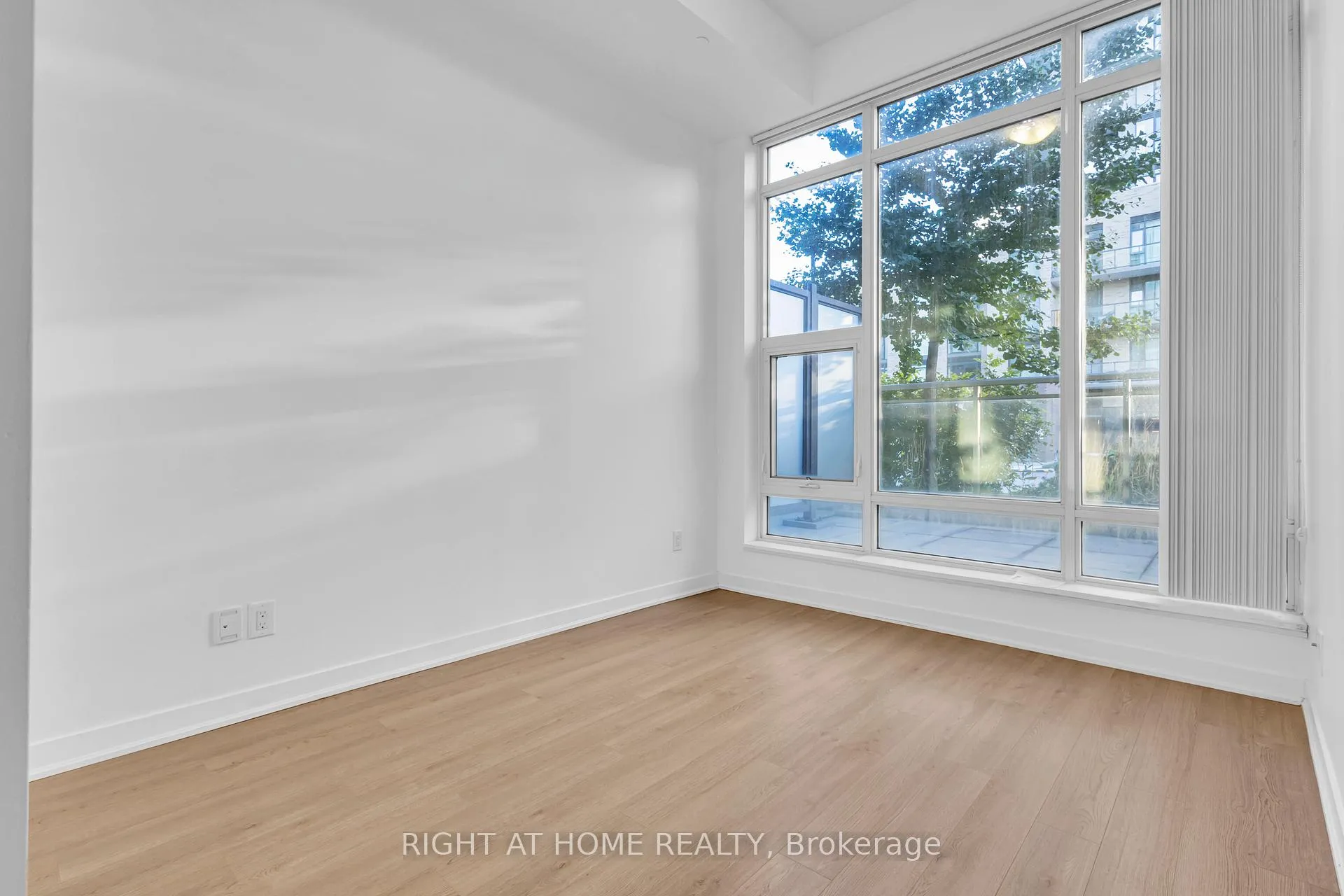 Photo 24 of Unit 105, 85 Duke Street W, Kitchener, City Commercial Core — HOMEH