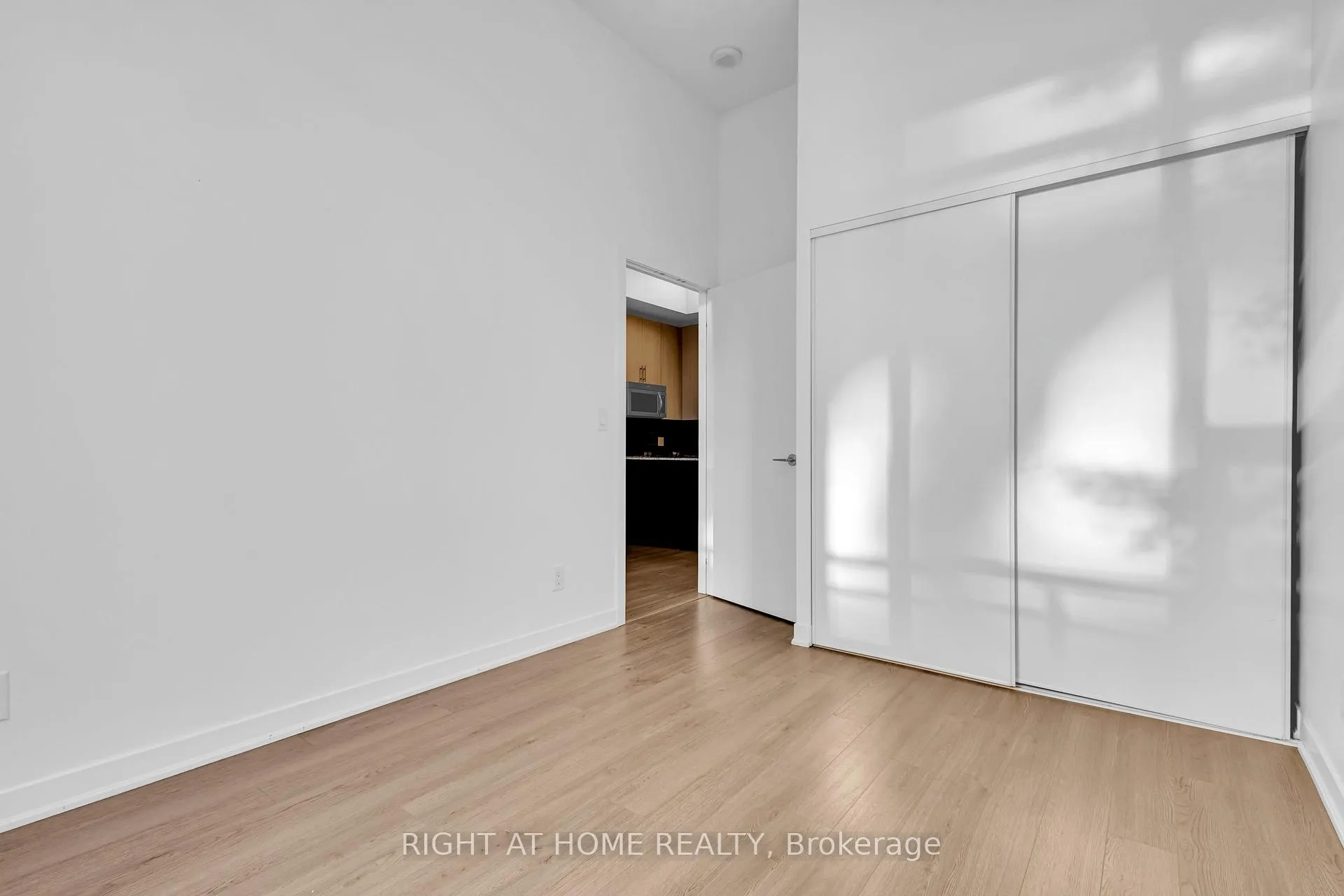 Photo 25 of Unit 105, 85 Duke Street W, Kitchener, City Commercial Core — HOMEH