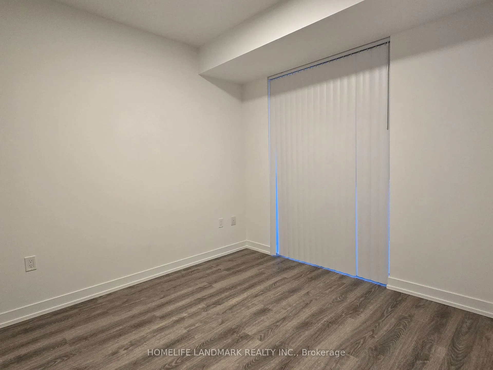 Photo 3 of Unit 3307, 195 Commerce Street, Vaughan, Vaughan Corporate Centre — HOMEH