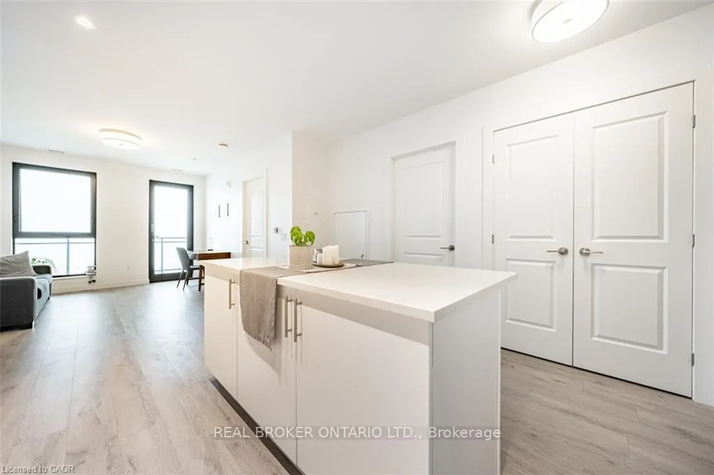 Photo 10 of Unit 809, 181 King Street S, Waterloo, Uptown West — HOMEH